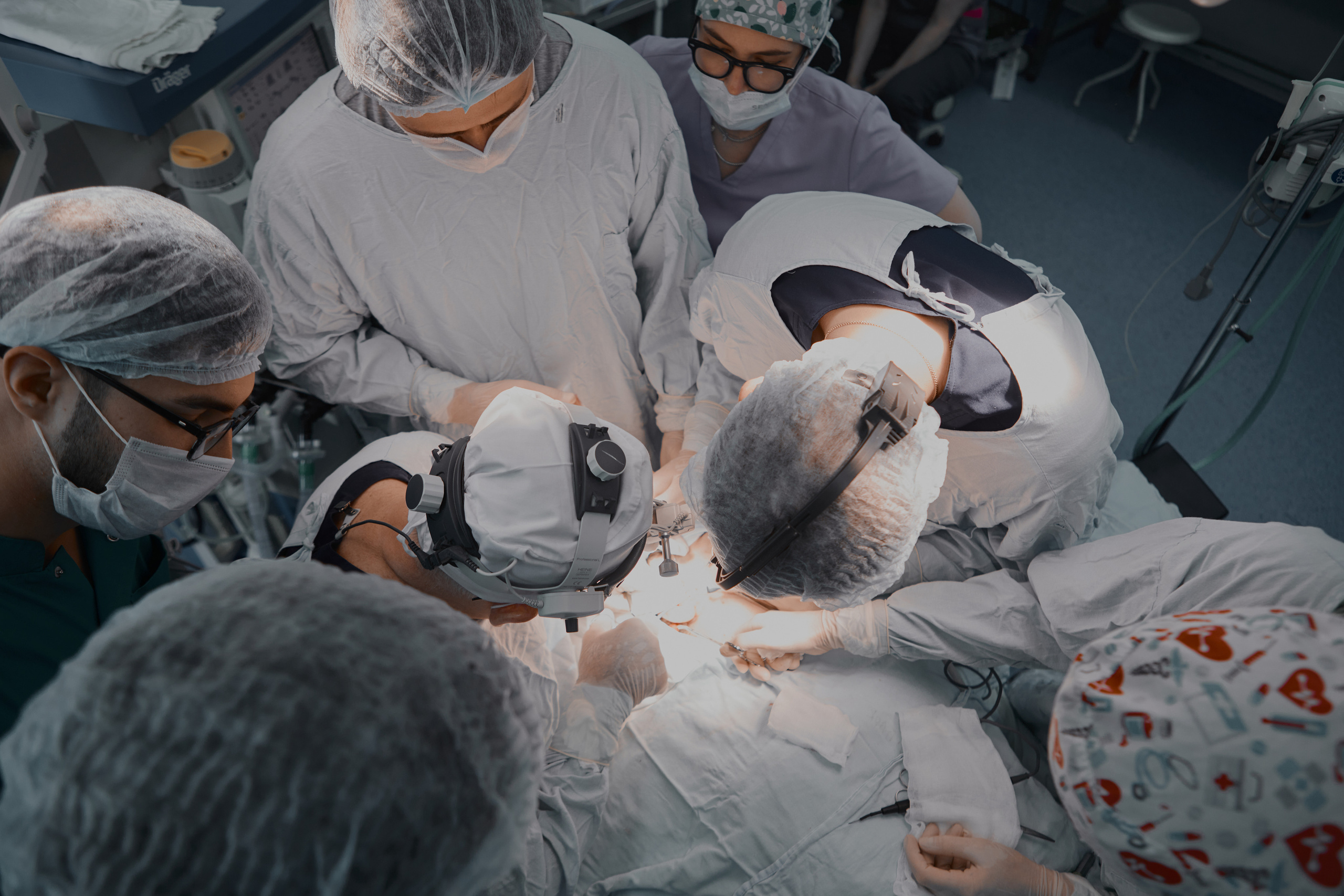 Хирурги. Светский фотограф в Москве, Яковенко Алексей