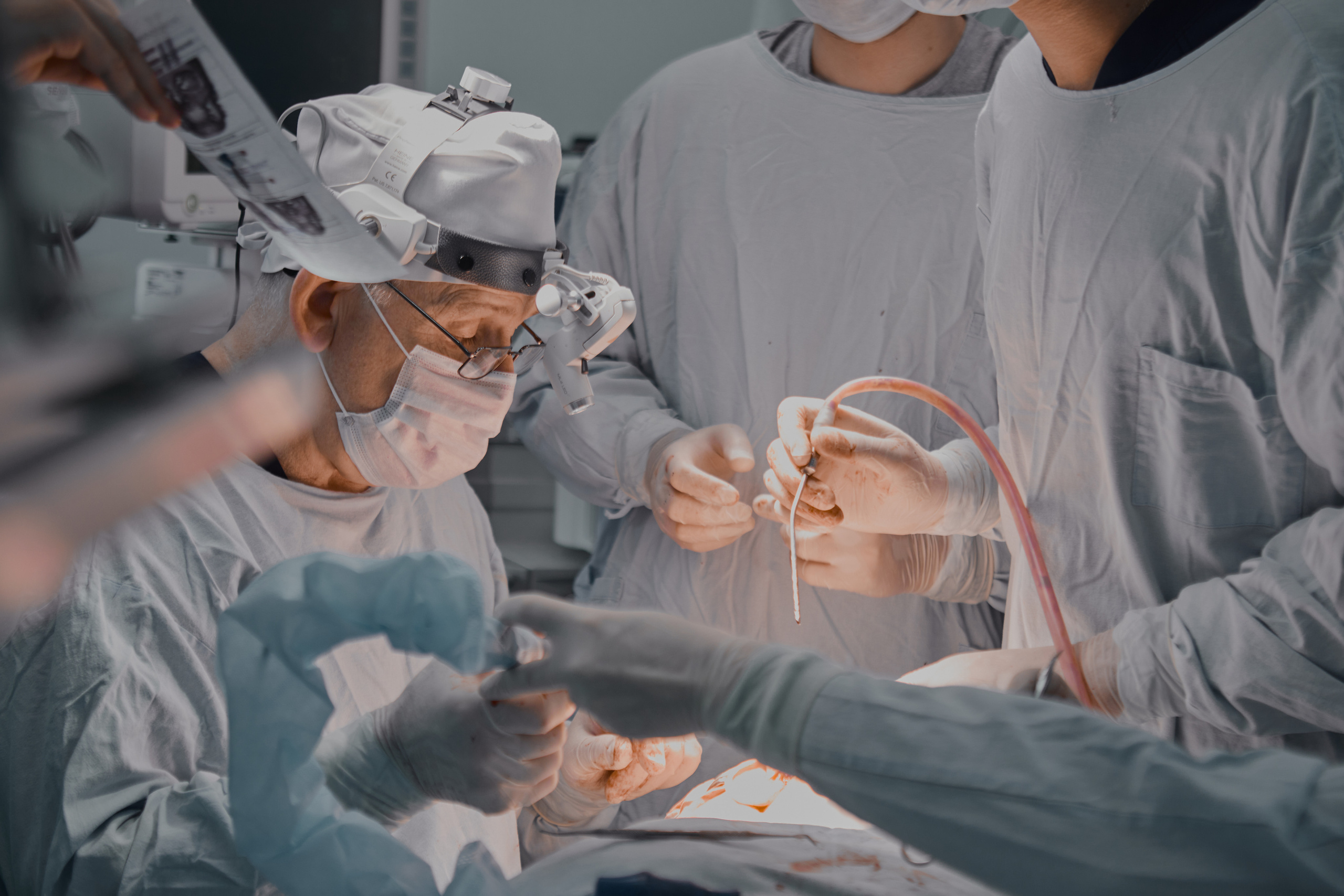 Хирурги. Светский фотограф в Москве, Яковенко Алексей