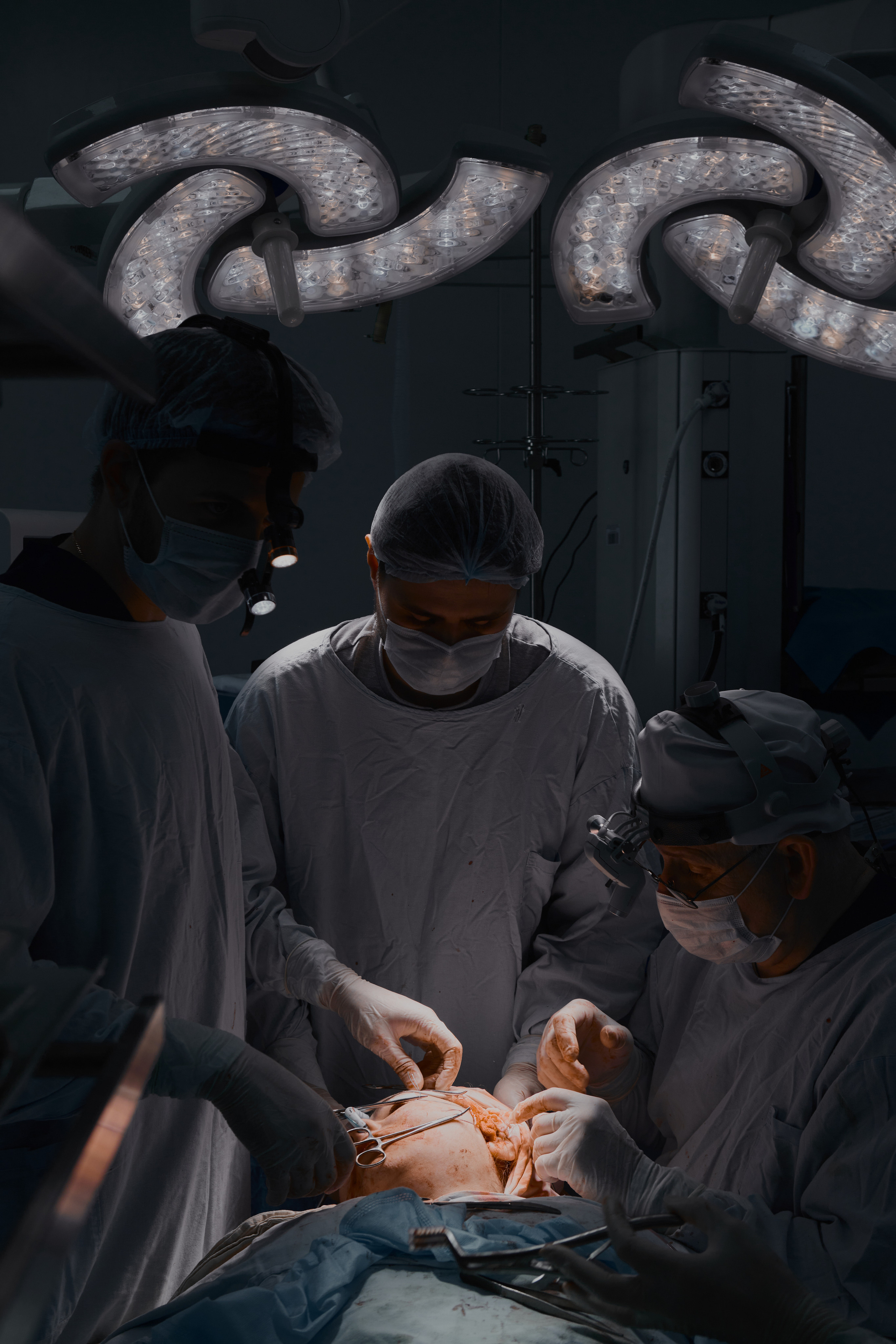 Хирурги. Светский фотограф в Москве, Яковенко Алексей