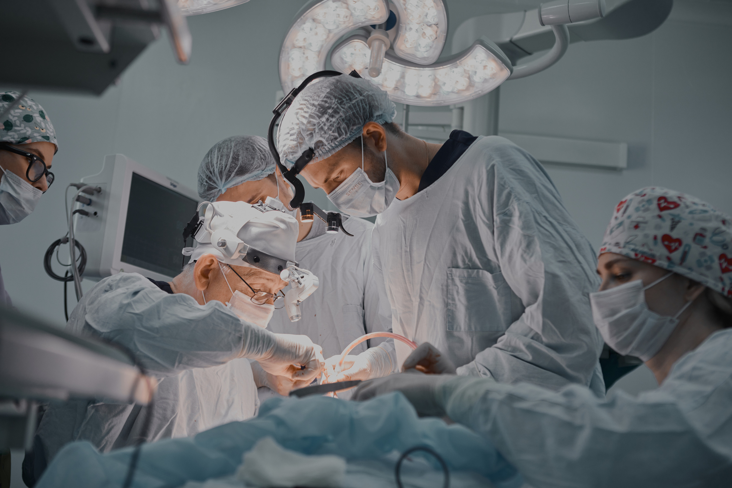 Хирурги. Светский фотограф в Москве, Яковенко Алексей