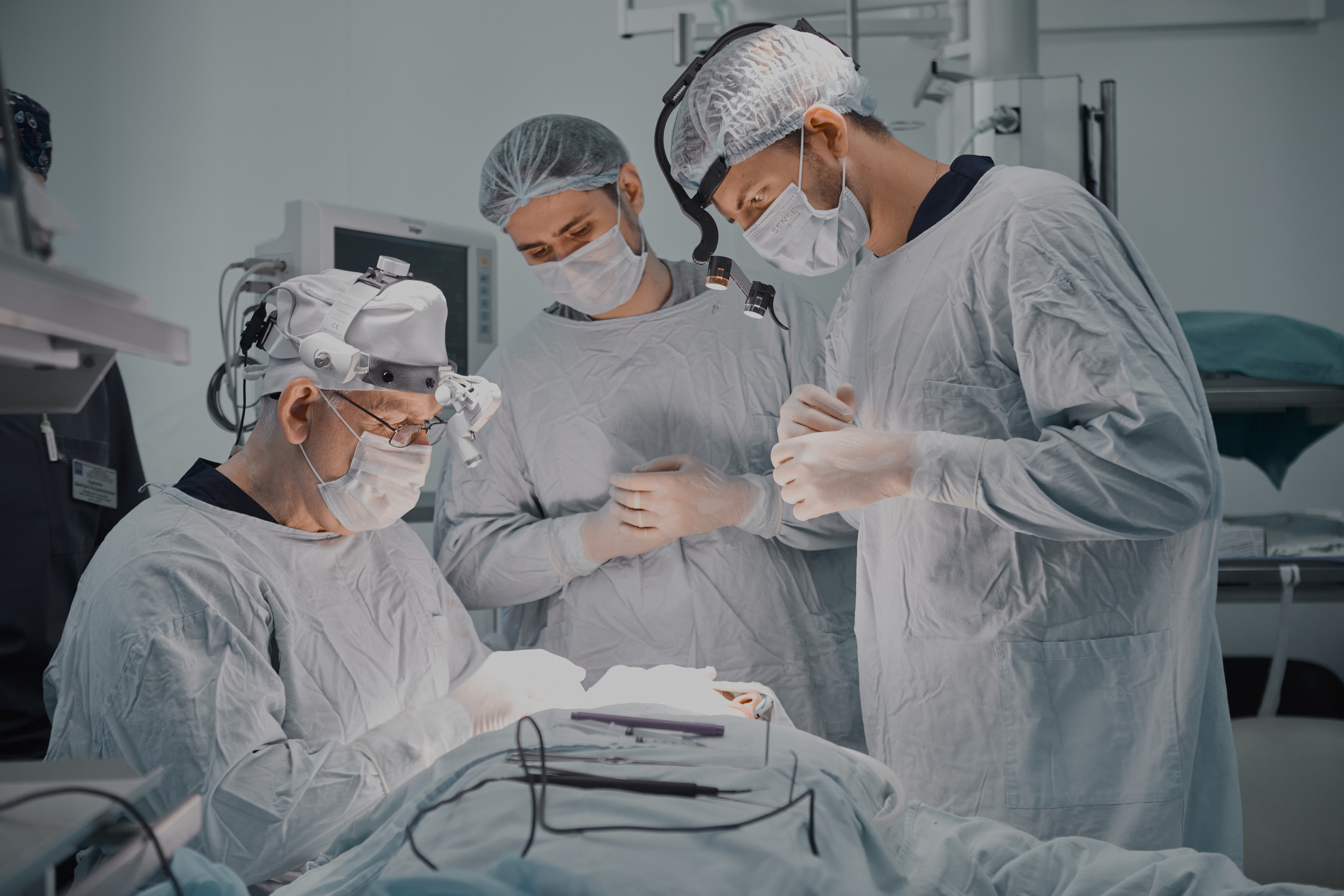 Хирурги. Светский фотограф в Москве, Яковенко Алексей