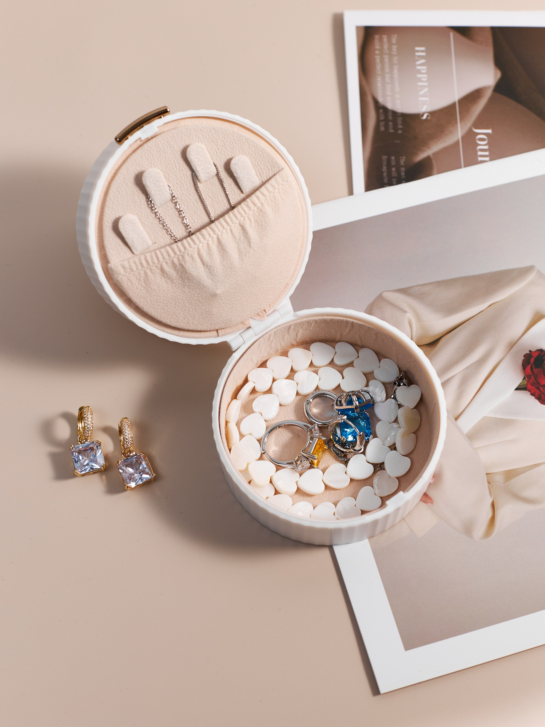 Фотосъемка шкатулок пазлов постеров Екатеринбург подарки Wildberries ВБ Ozon предметка Екб заказать цена. Фотограф Екатеринбург Анастасия Жерновская | Маркетплейсы и нейрофото