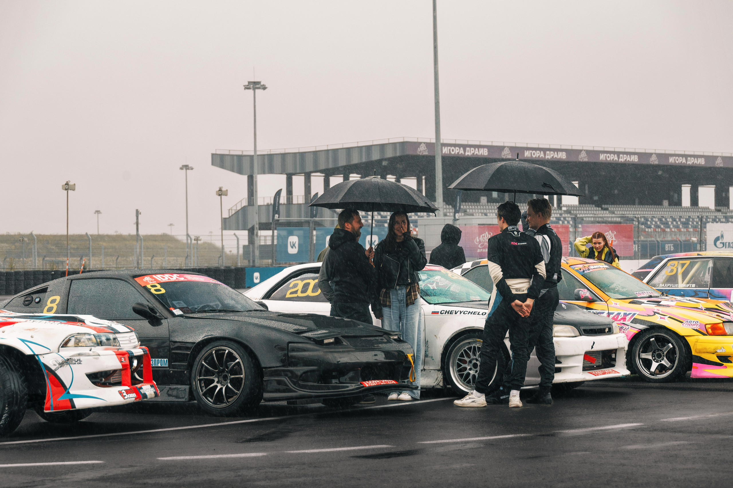 IDDC Этап 2: Бетонный Колизей и блогеры в деле