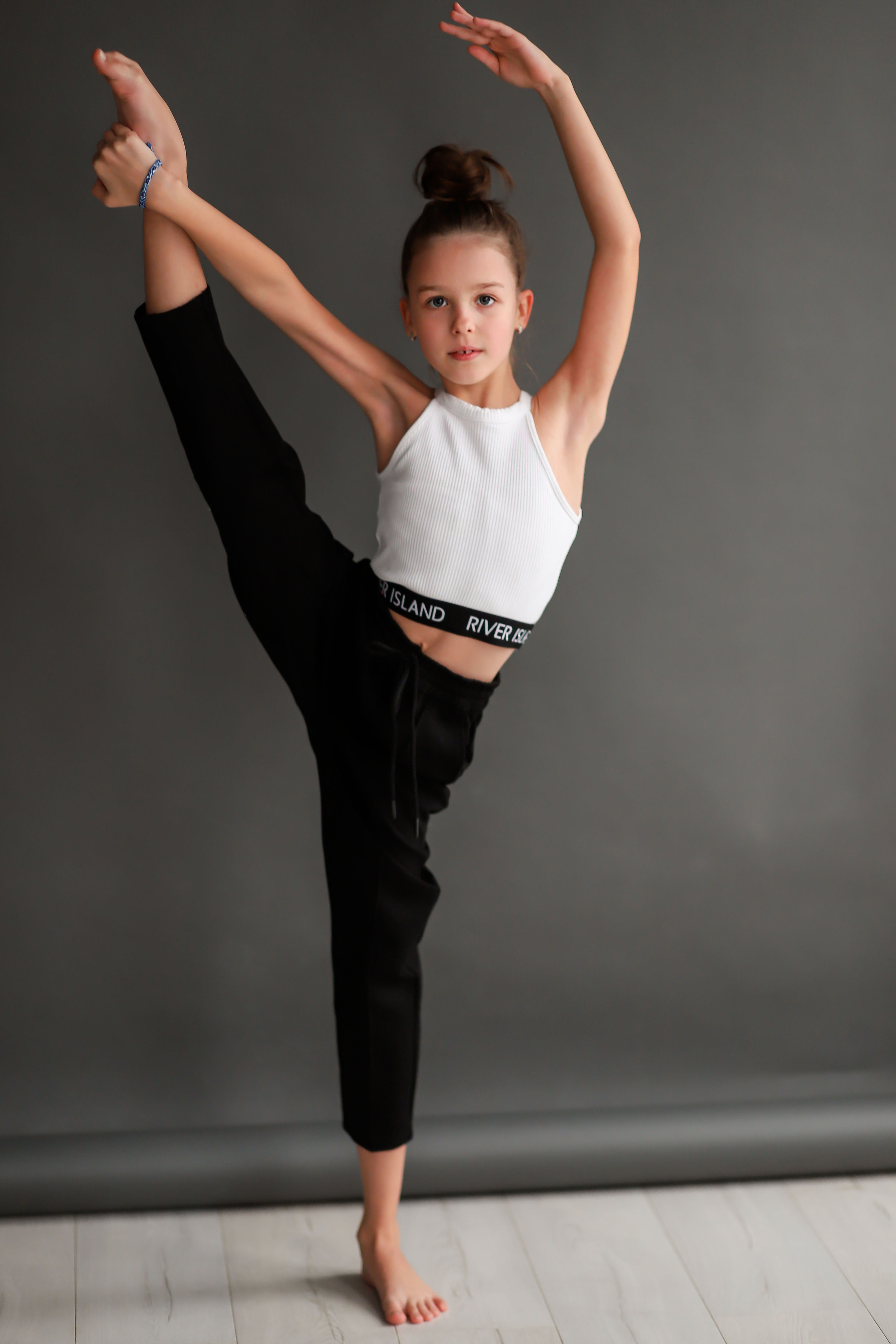 Портретный фотограф Ивона. Фотостудия во Всеволожске. Подходит для всех творческих проектов