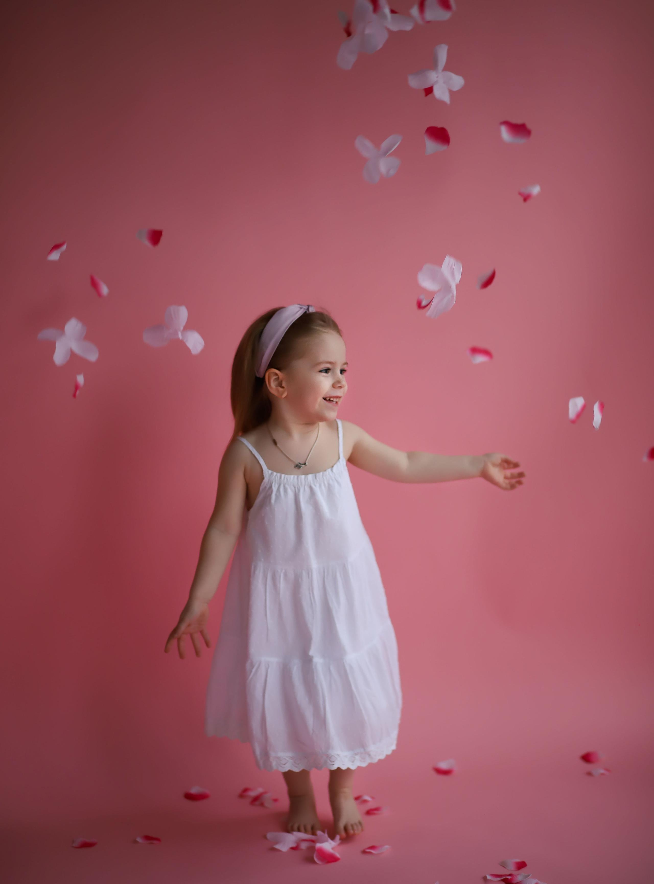 Портретный фотограф Ивона. Фотостудия во Всеволожске. Подходит для всех творческих проектов