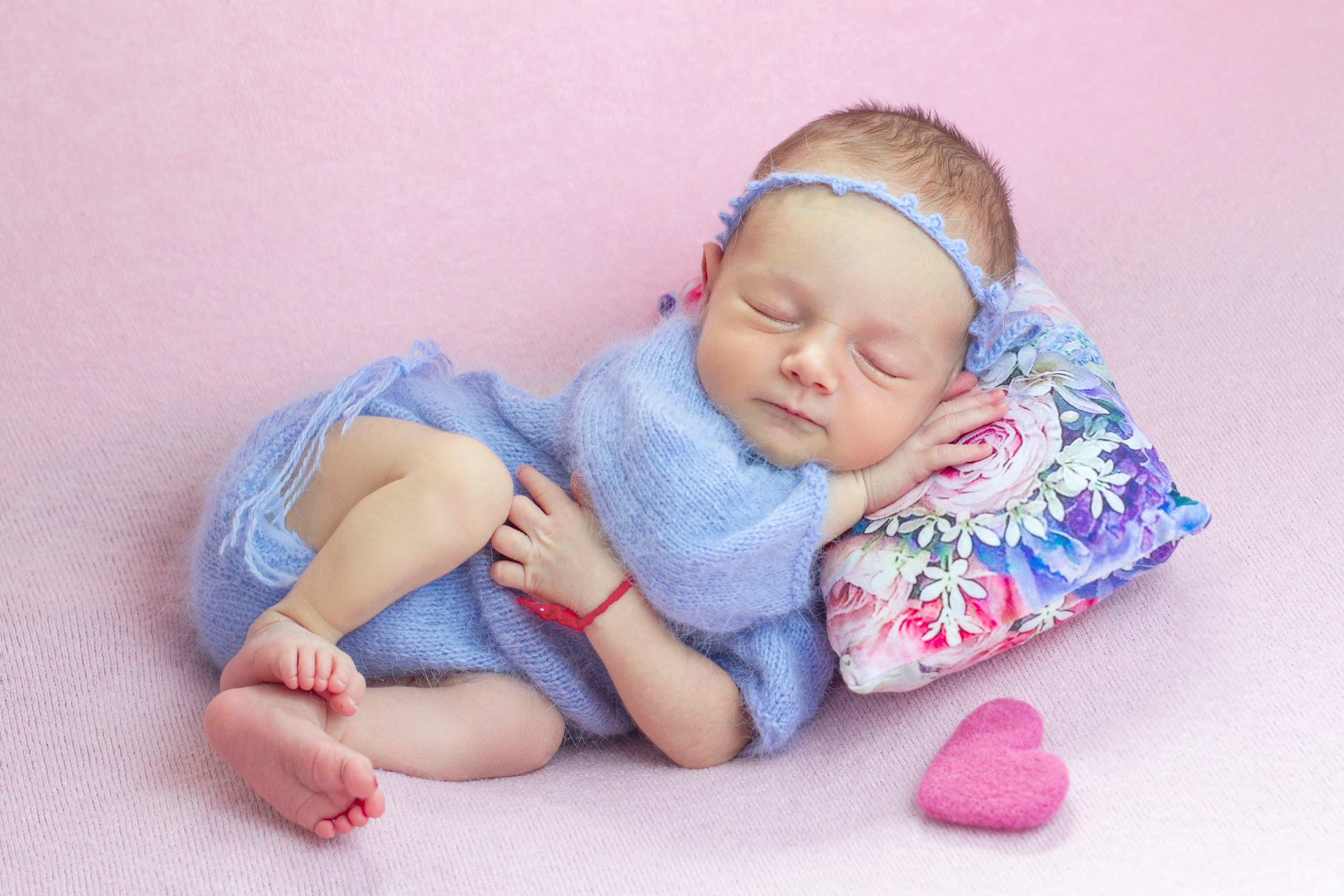 Фотосъемка новорожденных. Фотограф новорожденных в городе Санкт-Петербург