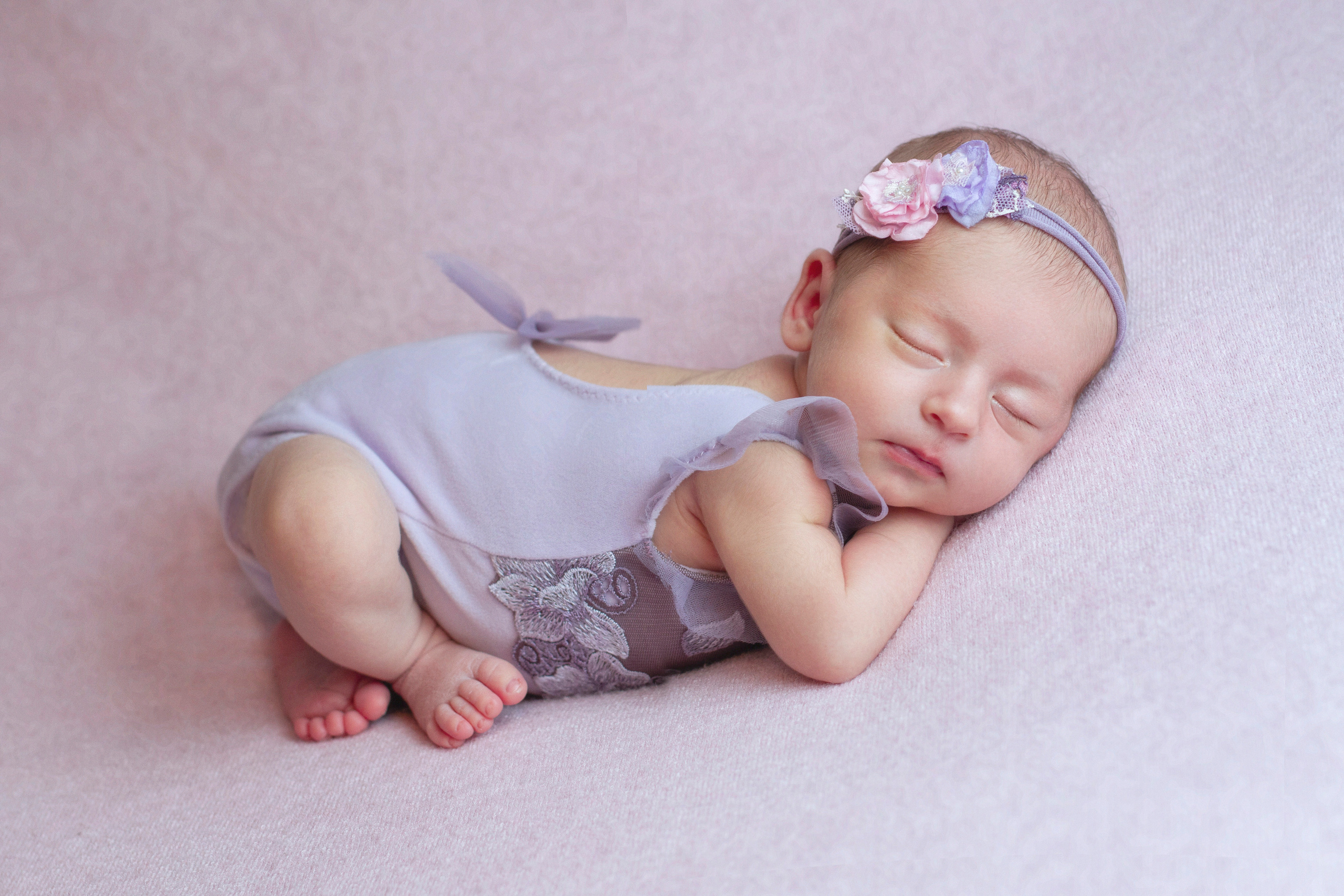 Фотосъемка новорожденных. Фотограф новорожденных в городе Санкт-Петербург