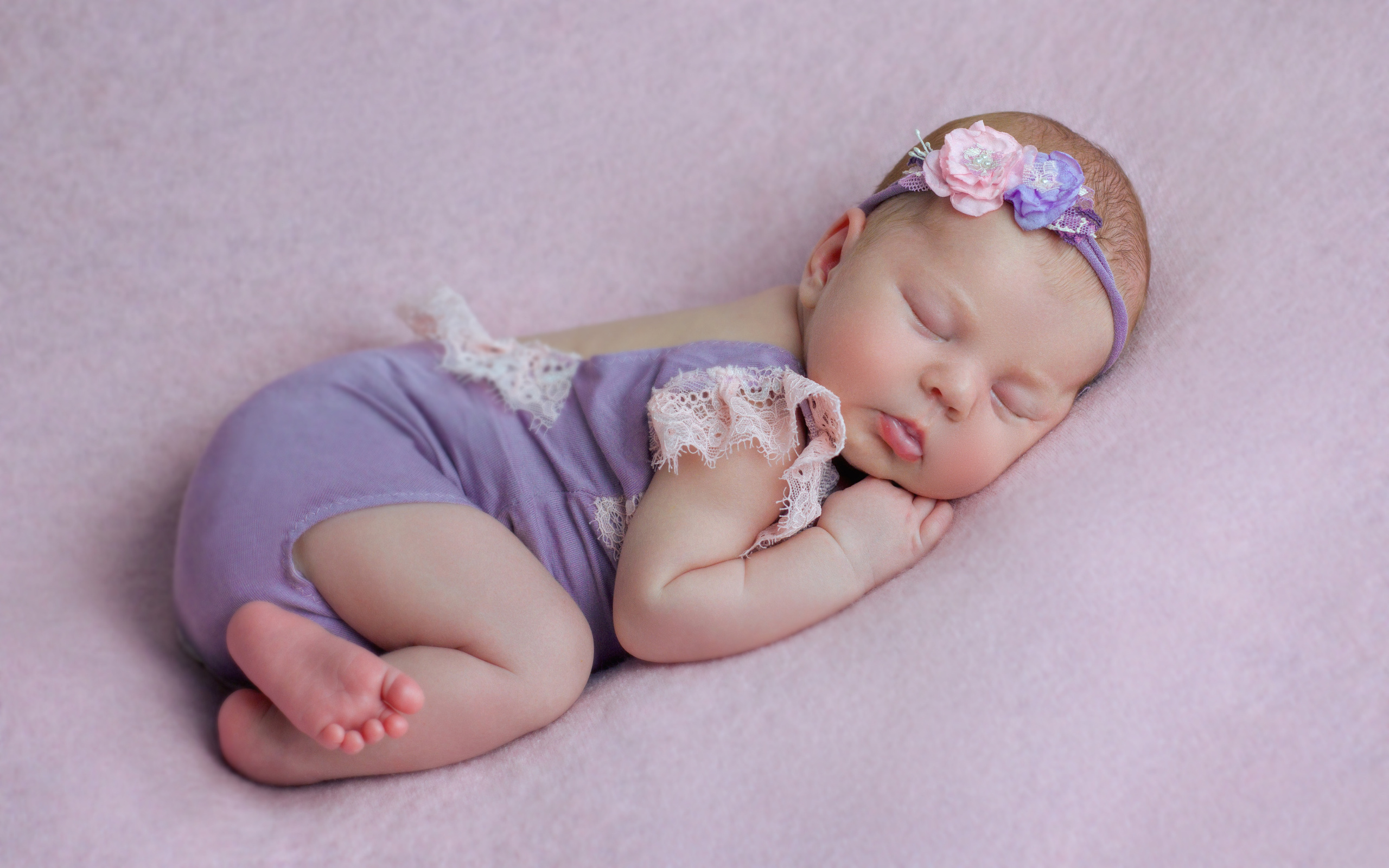 Фотосъемка новорожденных. Фотограф новорожденных в городе Санкт-Петербург