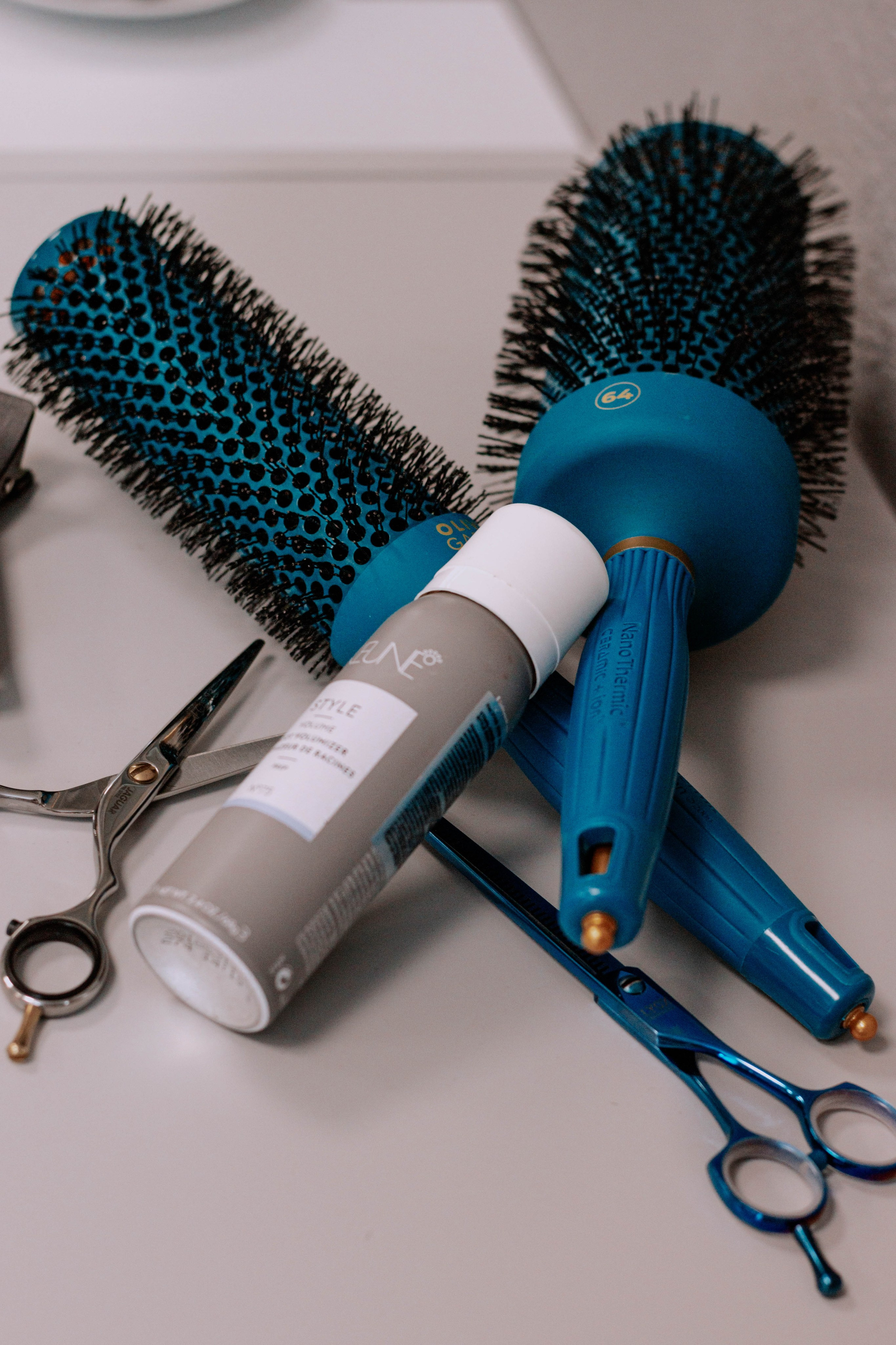 Настя- стилист по волосам. Бережно сохраняю ваши чувства и истории на своих фотографиях