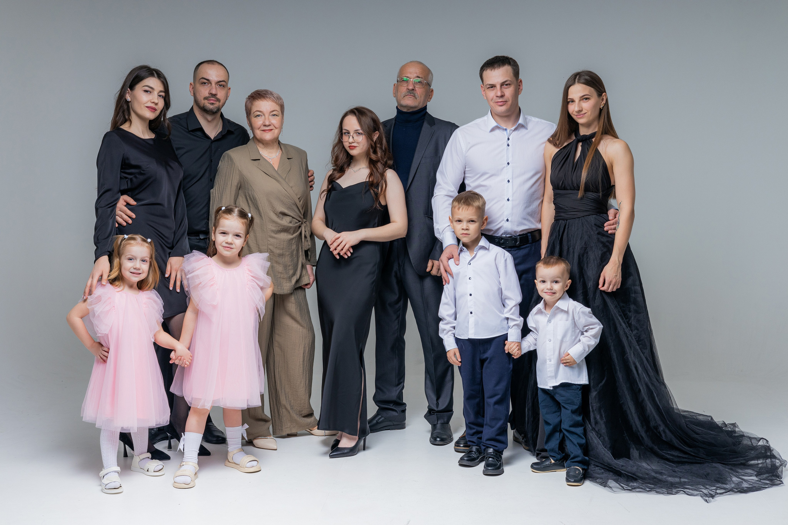 Студийный фотограф в Караганде Алексей Баранов. Фотограф Алексей Баранов. Фотостудия Flash. Семейные фотосессии в Караганде. Индивидуальные фотосессии, детские фотосессии, парные фотосессии в Караганде. Интерьерная фотосессия в Караганде. Семейный фотограф Алексей Баранов. Детский фотограф Алексей Баранов. Художественный фотограф Алексей Баранов. Свадебный фотограф Алексей Баранов. Черно-Белая съемка в Караганде. Самые лучшие семейный и детские фотосессии в Караганде. 