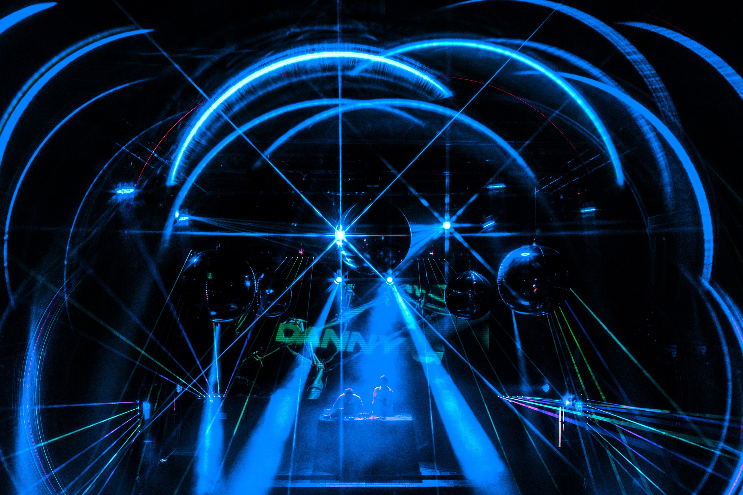 24.01.25 White party. Репортажный фотограф Екатеринбург | Яркий, качественный репортаж | Концерты, клубы, репортаж, праздники, корпоративы