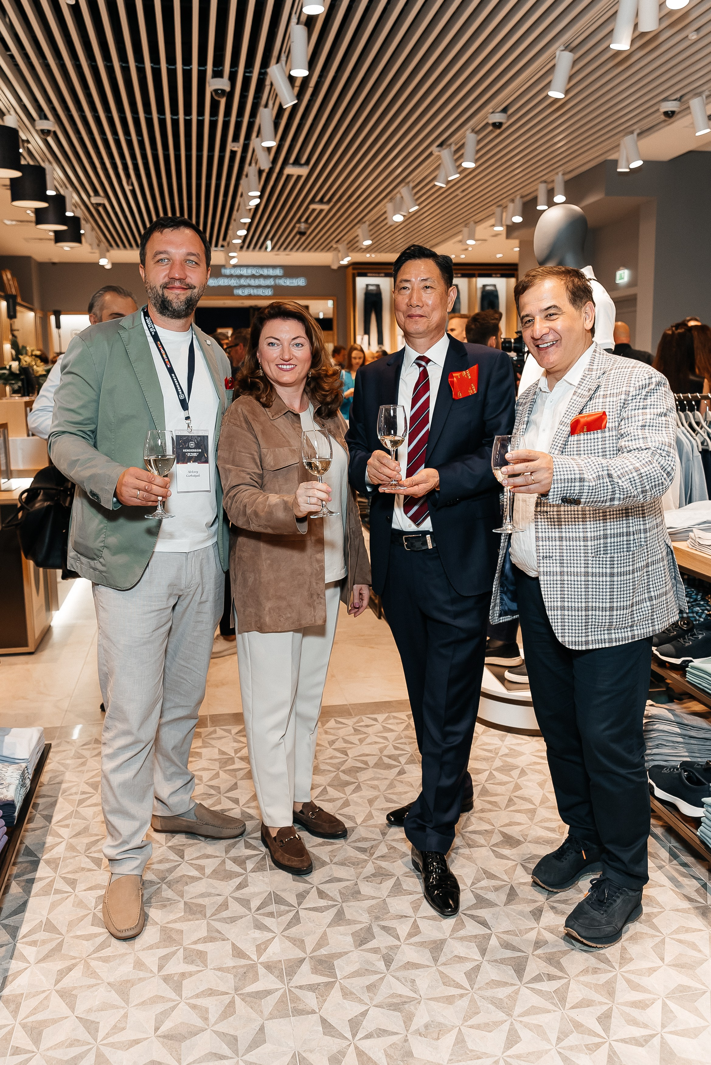 Henderson. Павел Краснов — Свадебный и репортажный фотограф в Москве