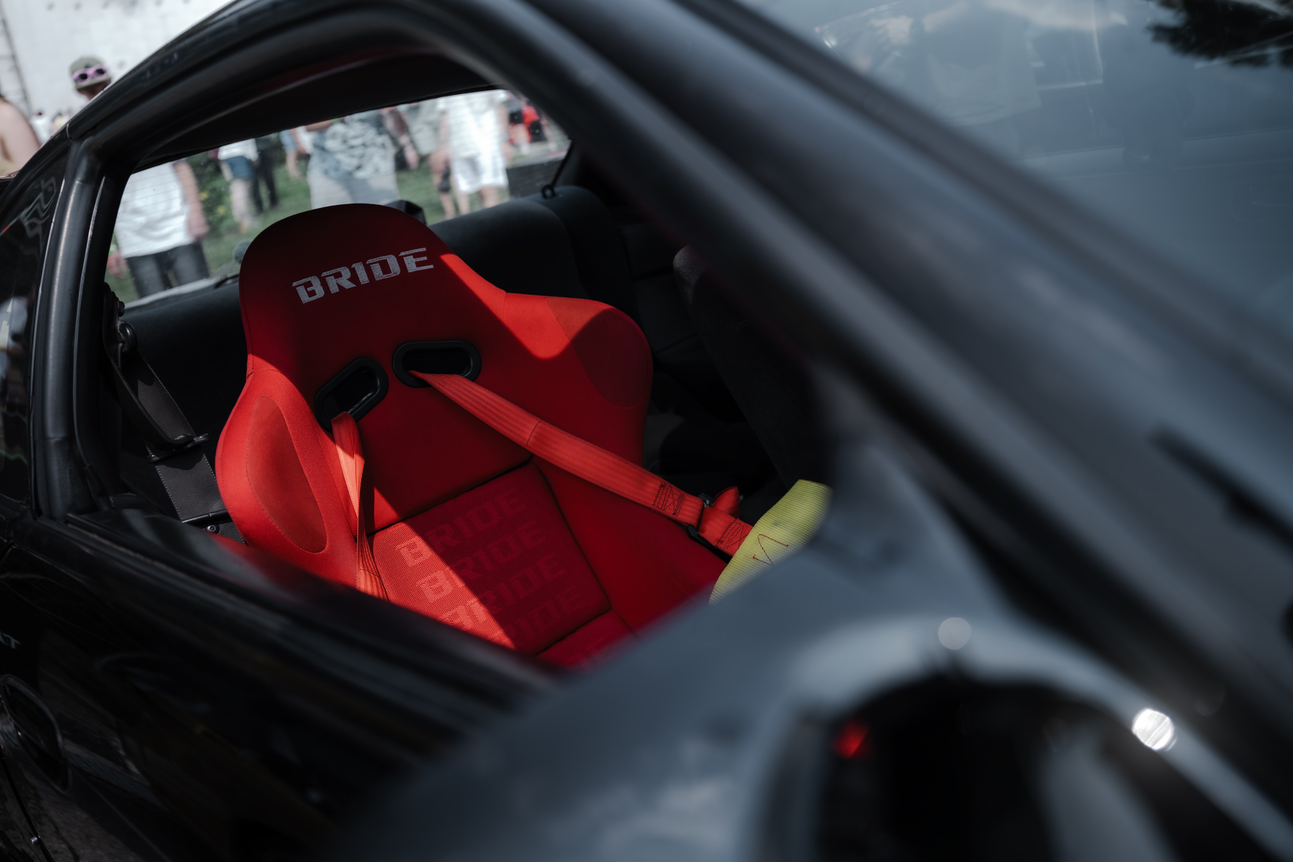 //GROUNDED2025. Автомобильный фотограф