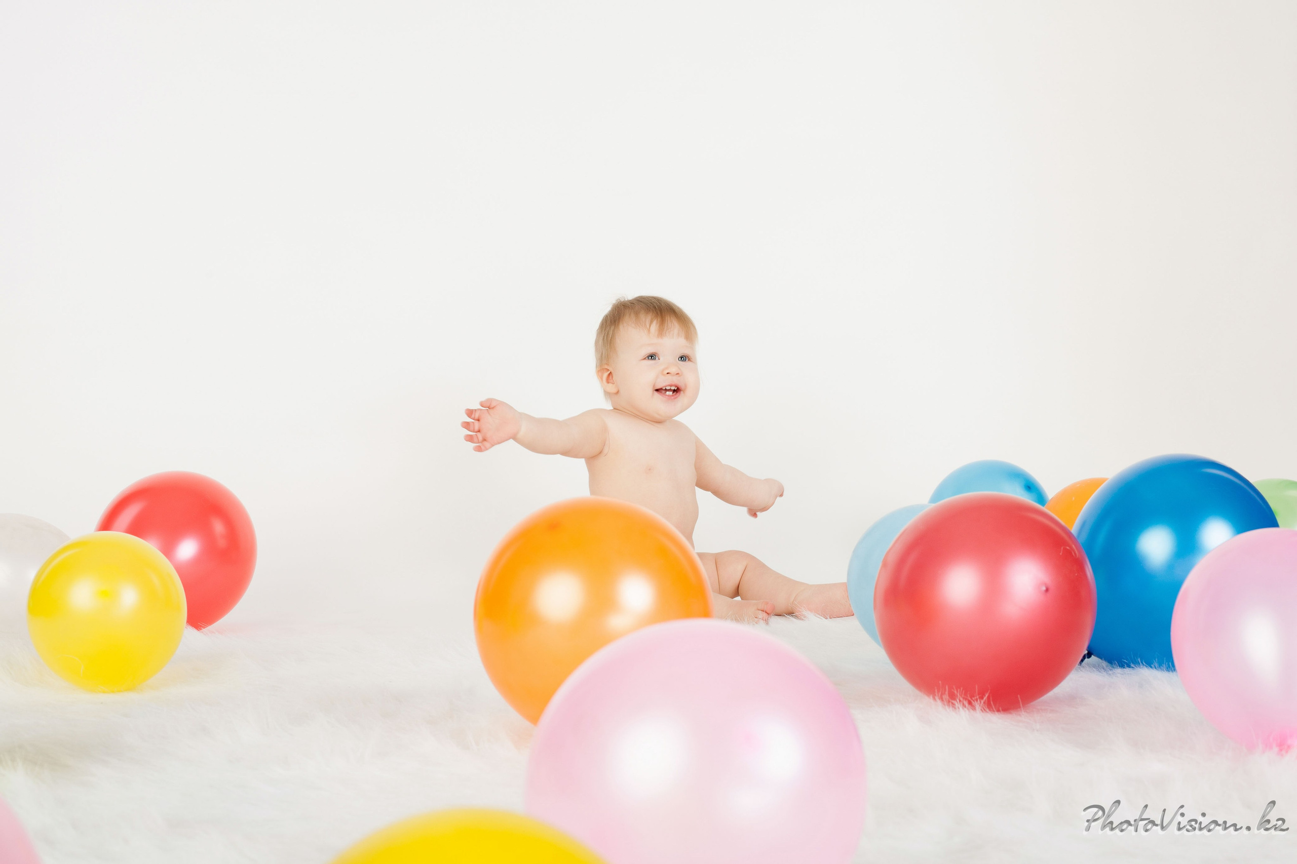 Детская фотосессия. Фотостудия Алматы. Фотосъемка Алматы. Фотосессия Алматы. Фотокурсы. Обучение фотографии. Аренда студии
