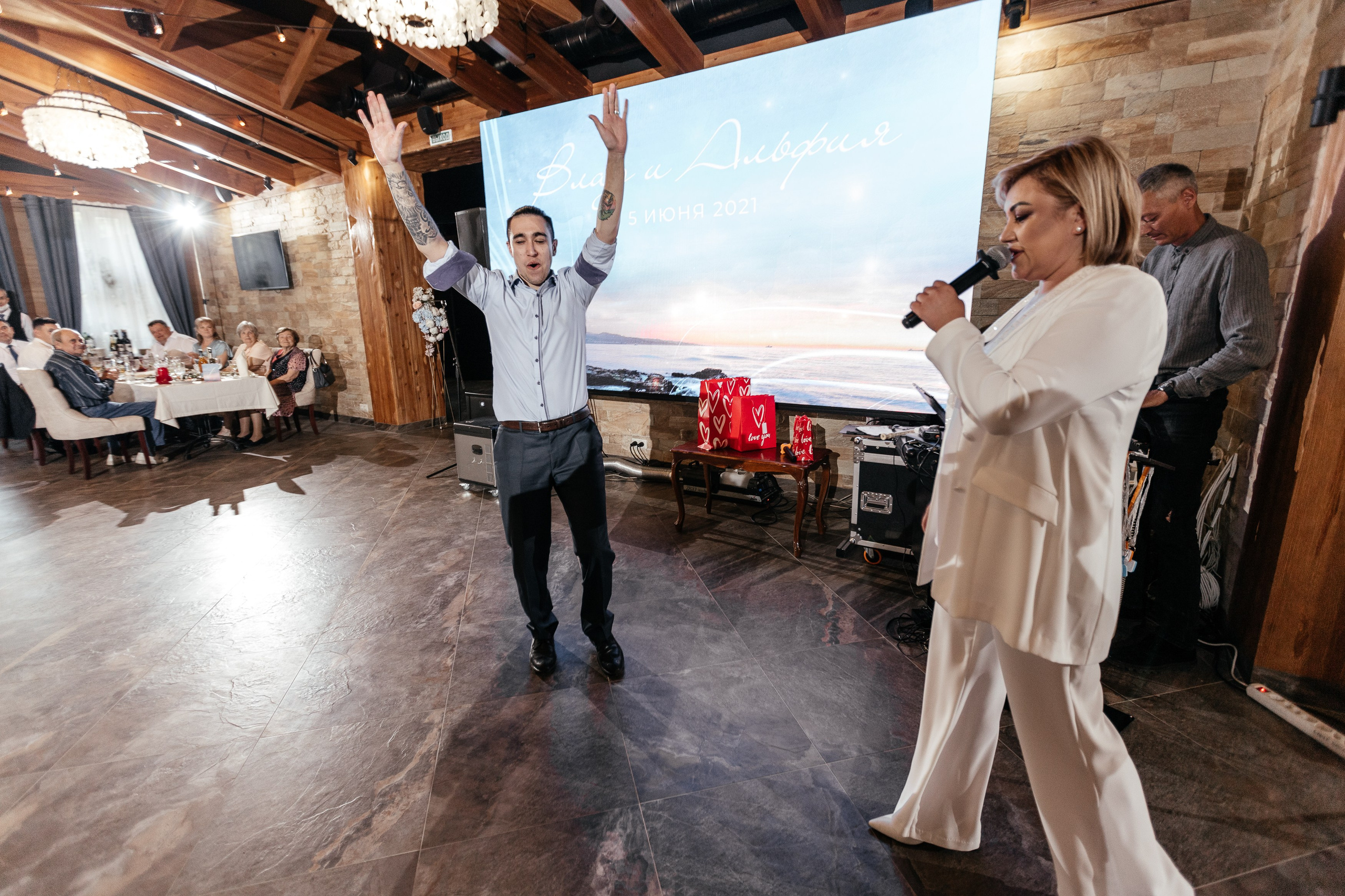 Свадебный фотограф Уфа — Руслан ГабдлисламовЖивые эмоции, красивые кадры, воспоминания на всю жизнь.Работаю по всей Республике Башкортоста. Свадебный фотограф Уфа Руслан Габдлисламов