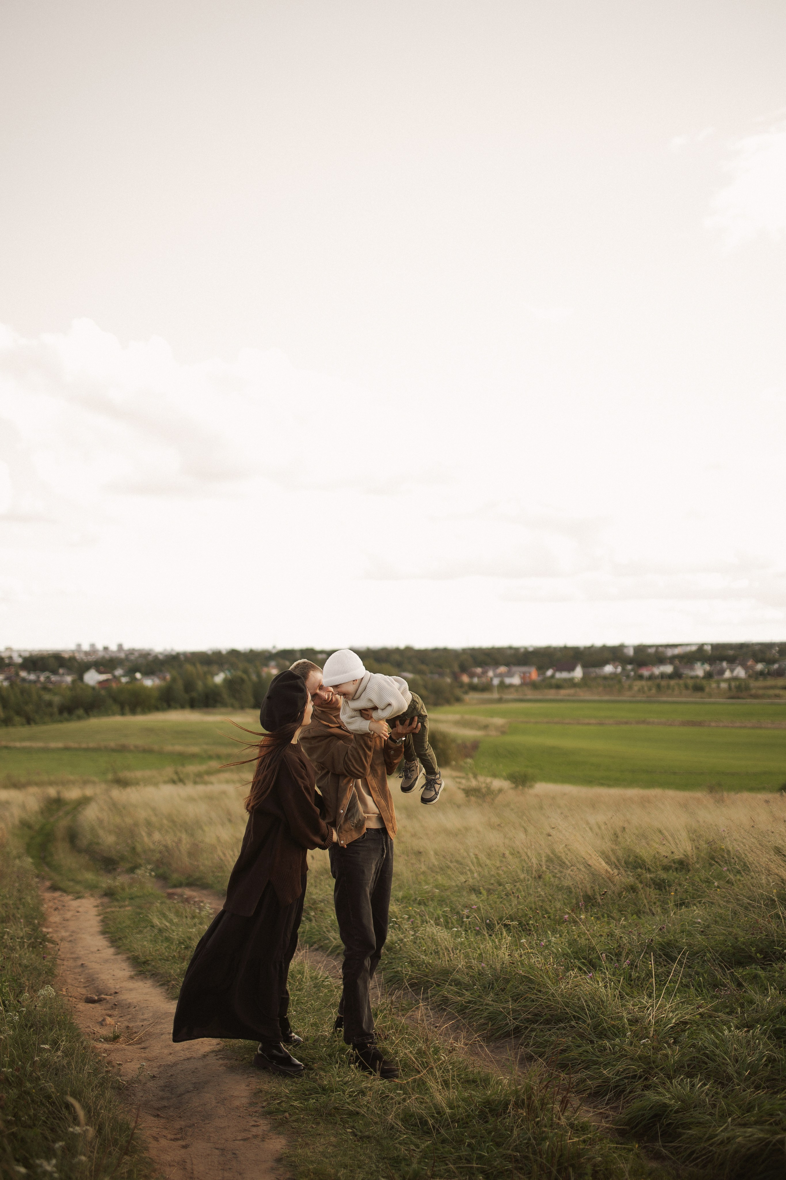 Ульяна, Миша и Тема. Главная