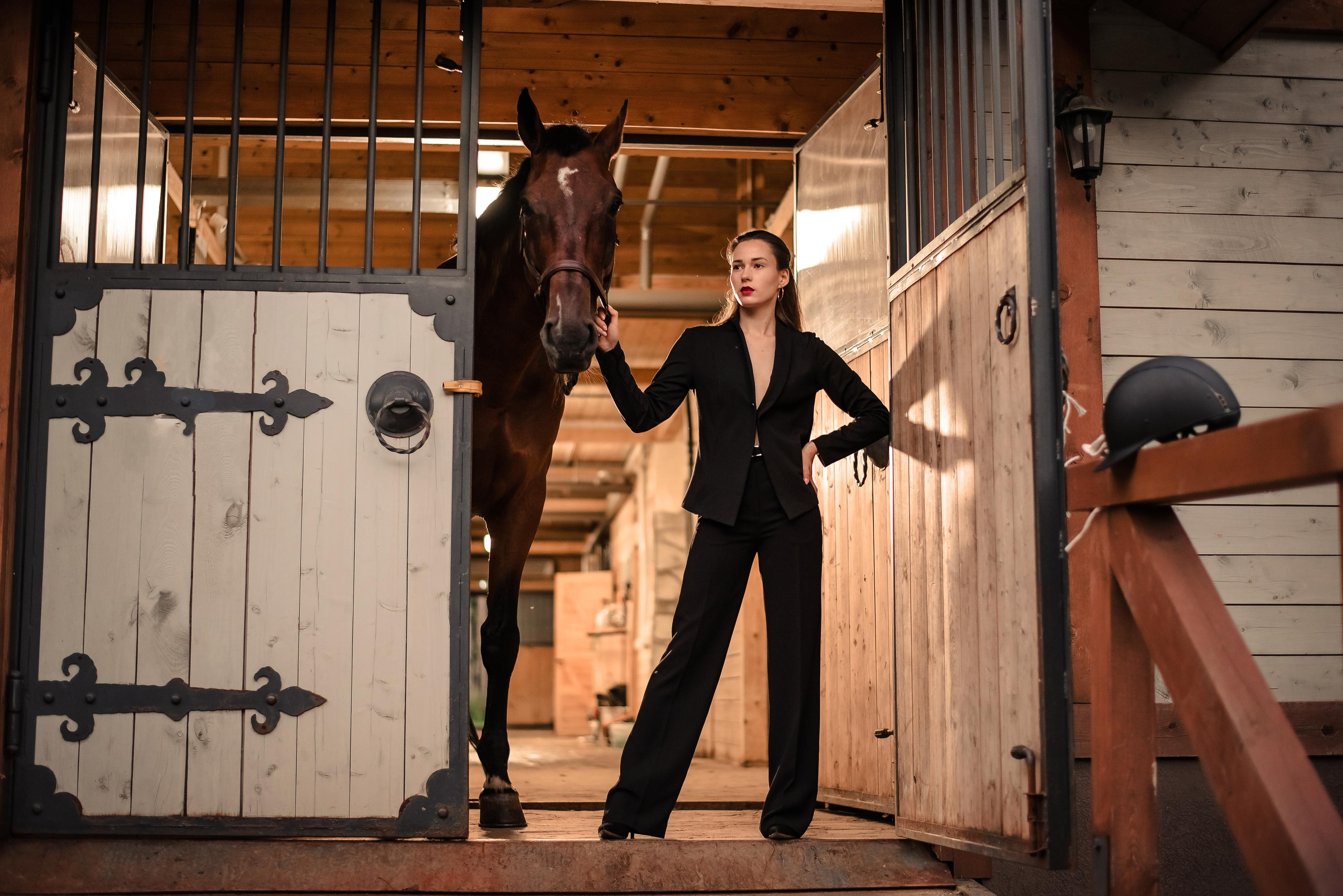 Фотосессии с лошадьми. Контент фотограф в Москве Лихачева Ксения