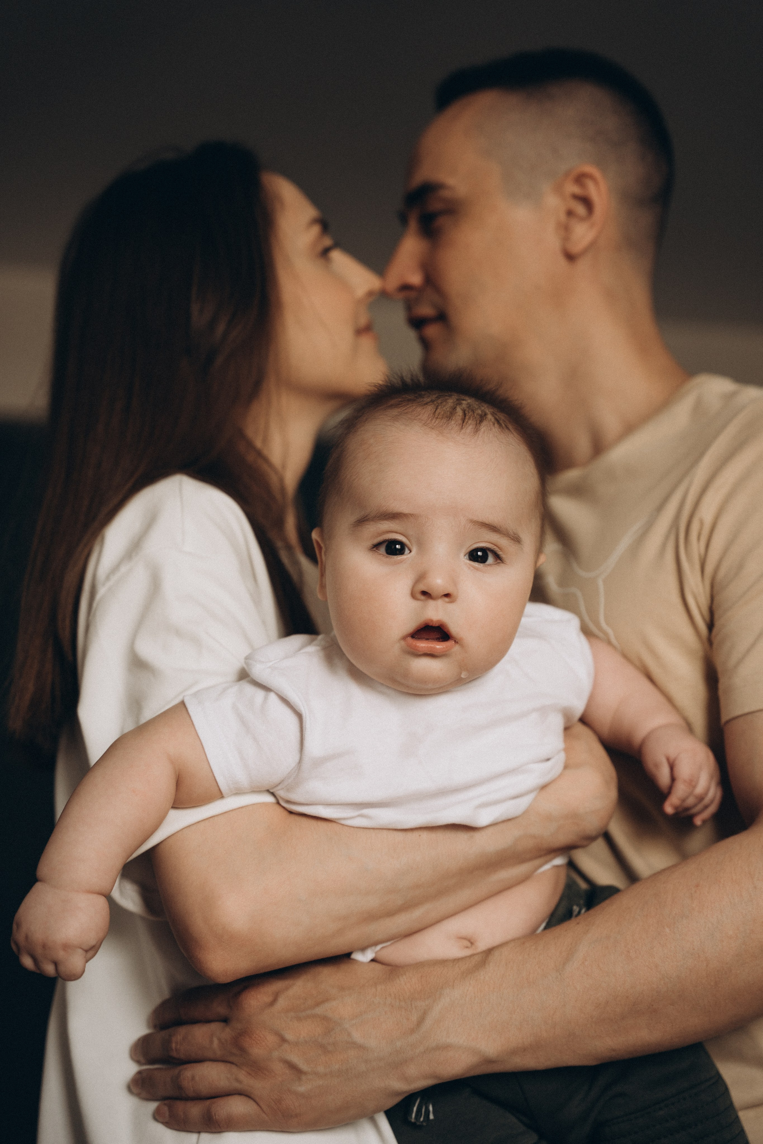 Женя люба лев. Главная