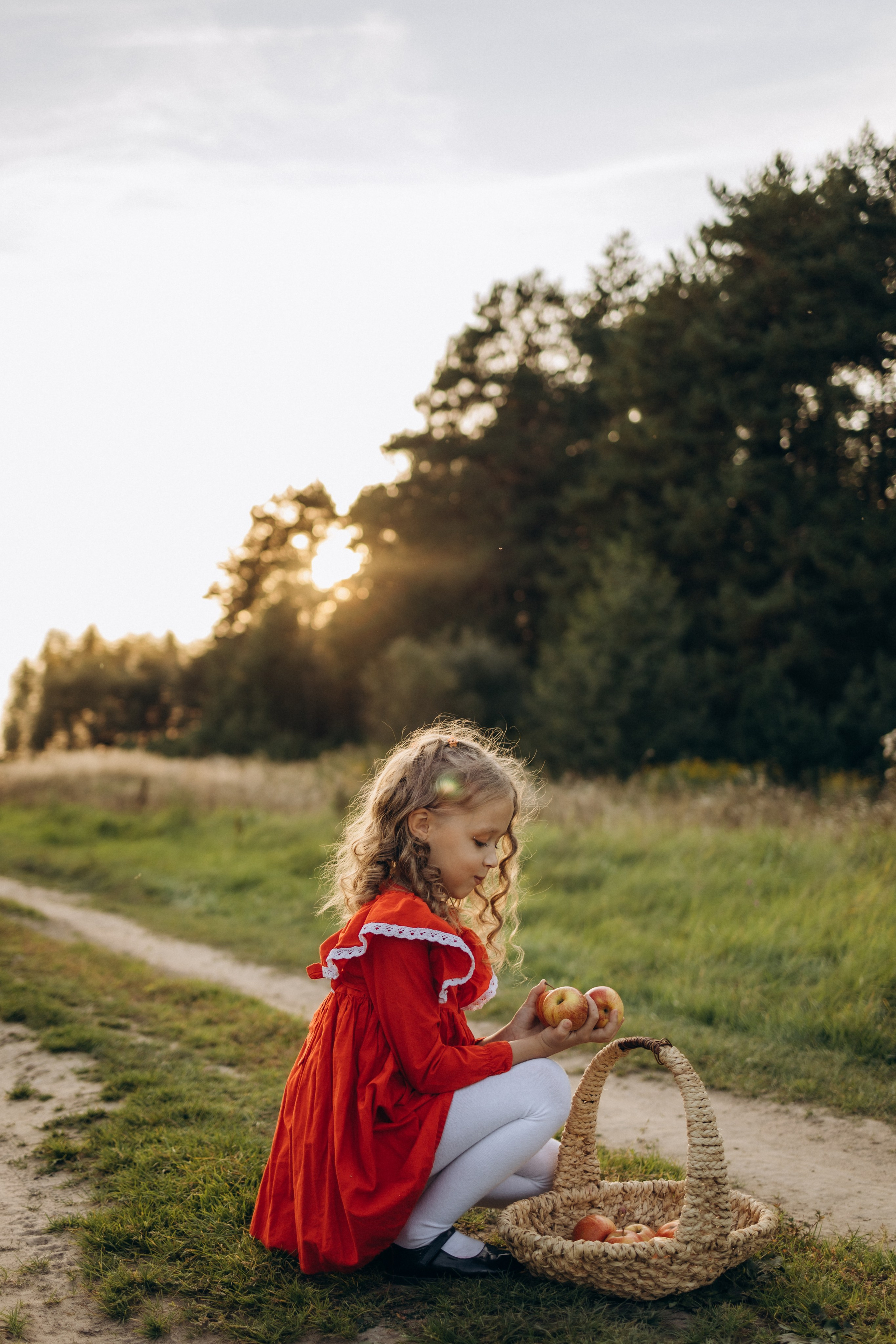 Семейная фотосессия (15.09.2025 г.) г. Жуков (Калужская обл.). Надежда Стар семейный и церковный фотограф в Жукове и Калужской области