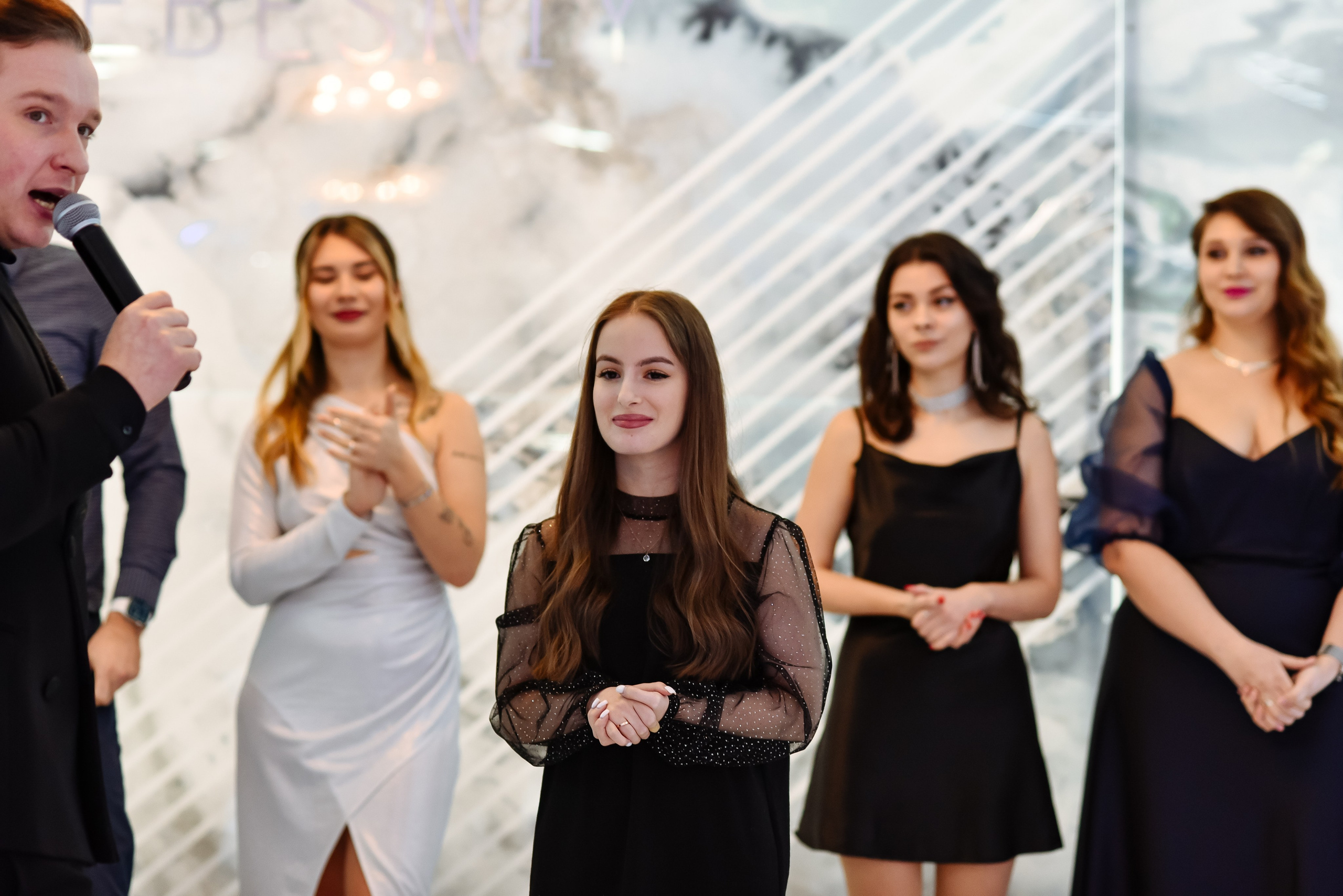 Новогодний корпоратив в ресторане Nebesa. Анастасия Петрович фотограф, фотокорреспондент в Москве и Санкт-Петербурге. Фотосъёмка репортажа, мероприятия, корпоративная съёмка, контент