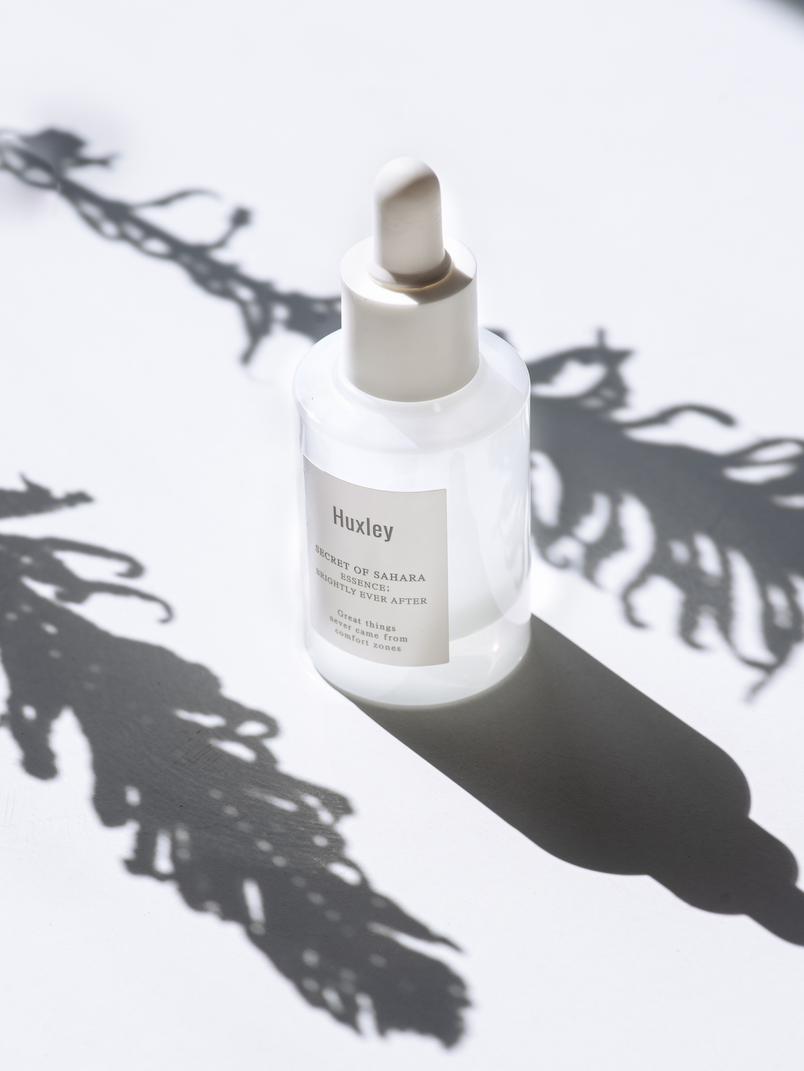 Имиджевая фотография сыаоротки с жесткими тенями