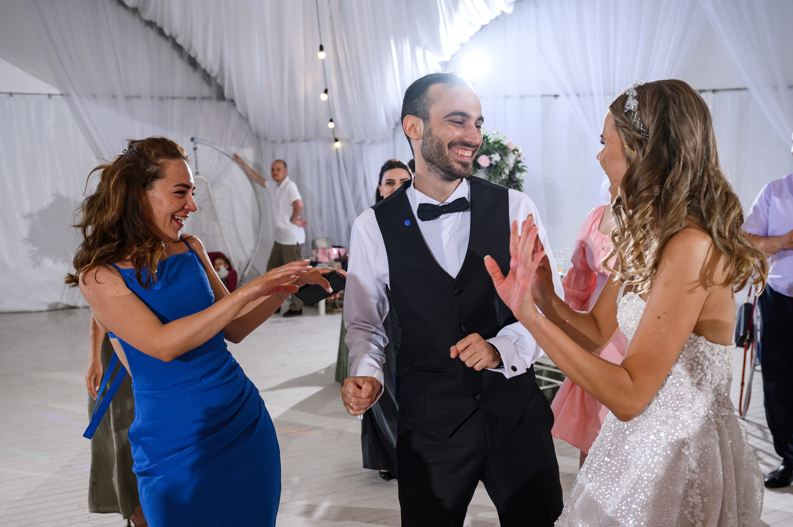 Свадьба шатер Город мастеров — Русская сказка. Свадебный фотограф Москва Юрий Кульман