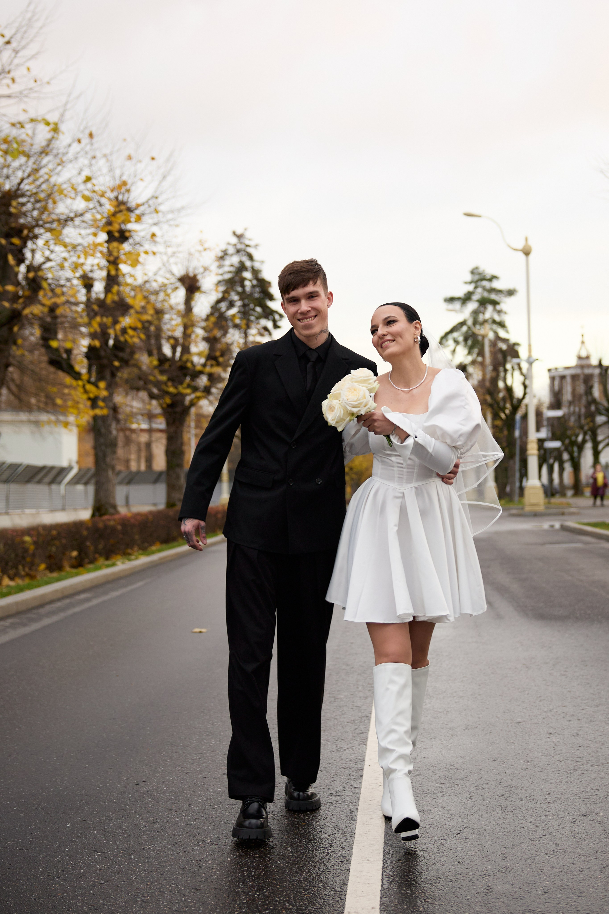 Елизавета и Артем. Роспись ВДНХ. Любовь Юсупова. Фотограф