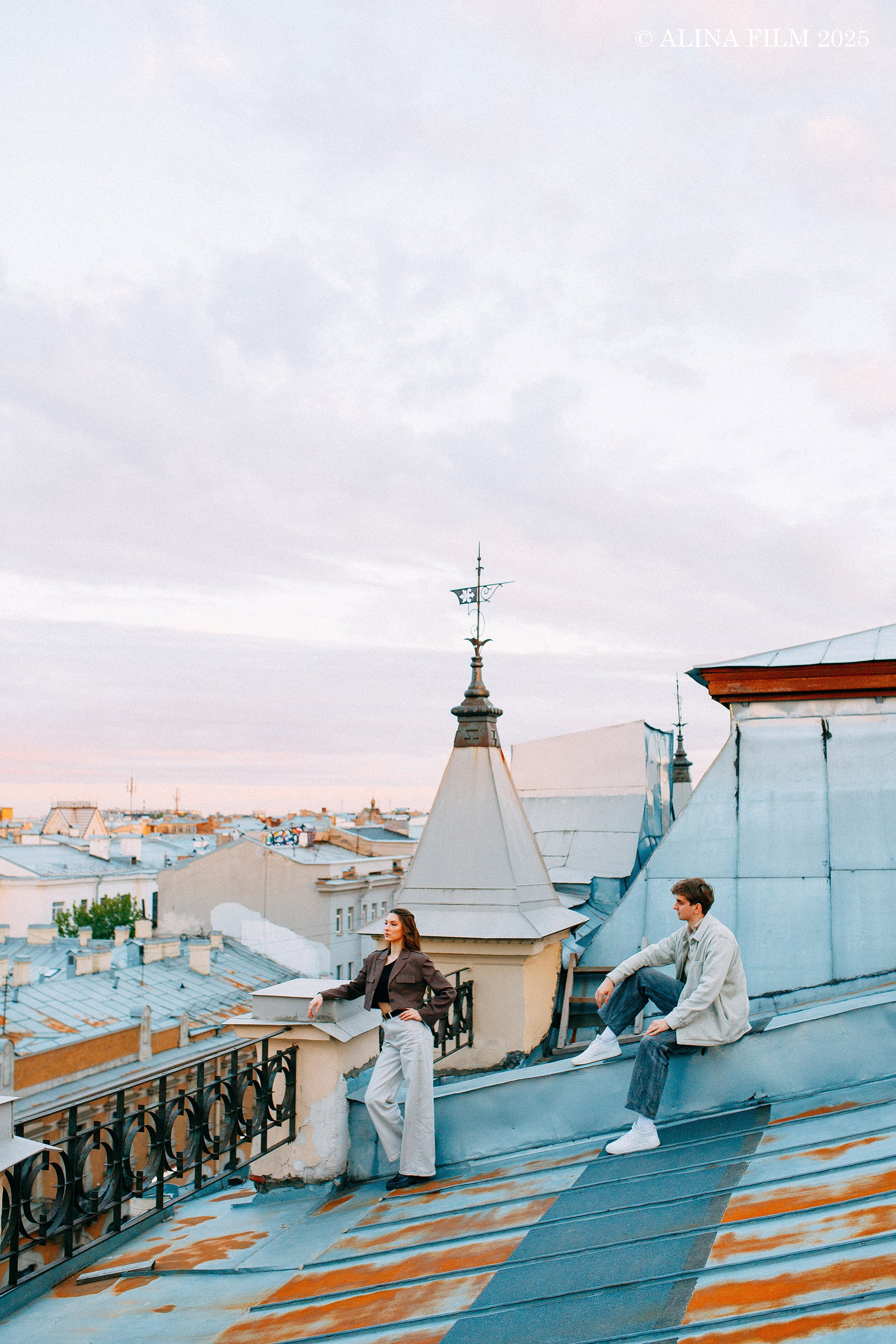 Фотосессия на крыше в Питере (лавстори). Фотограф в Санкт-Петербурге Alina Film