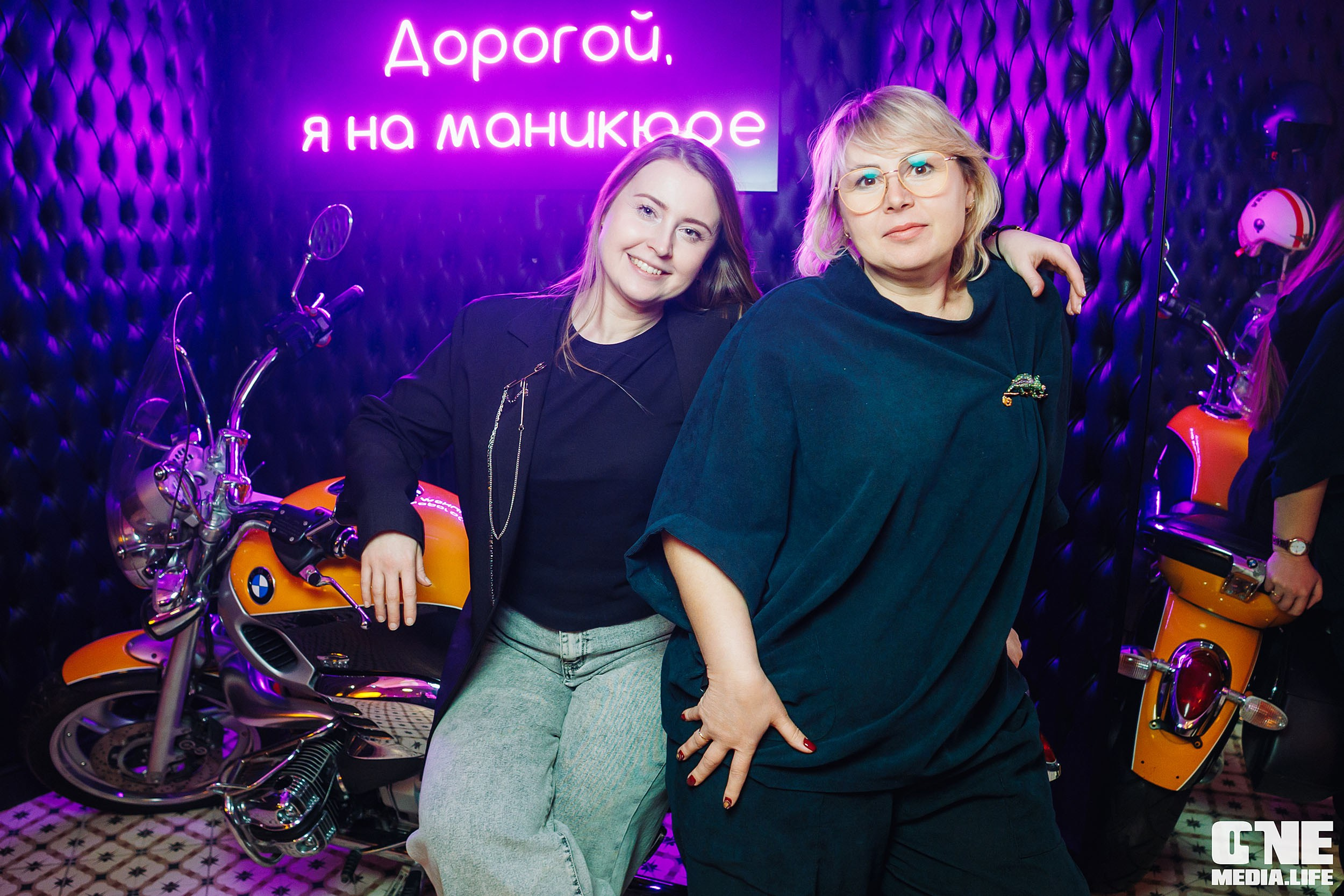 Пятница в Белгравии. One Media Life: фоторепортажи, фотоотчеты с мероприятий и заведений