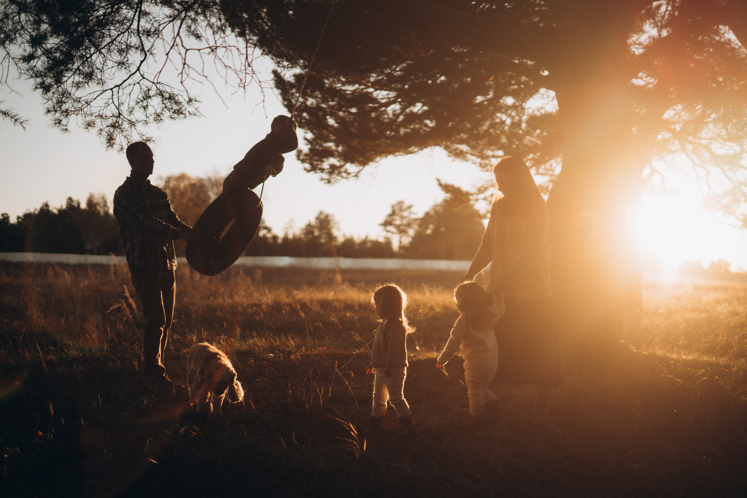 Алексей, Мария, Миша, Лиза и Соня. Главная