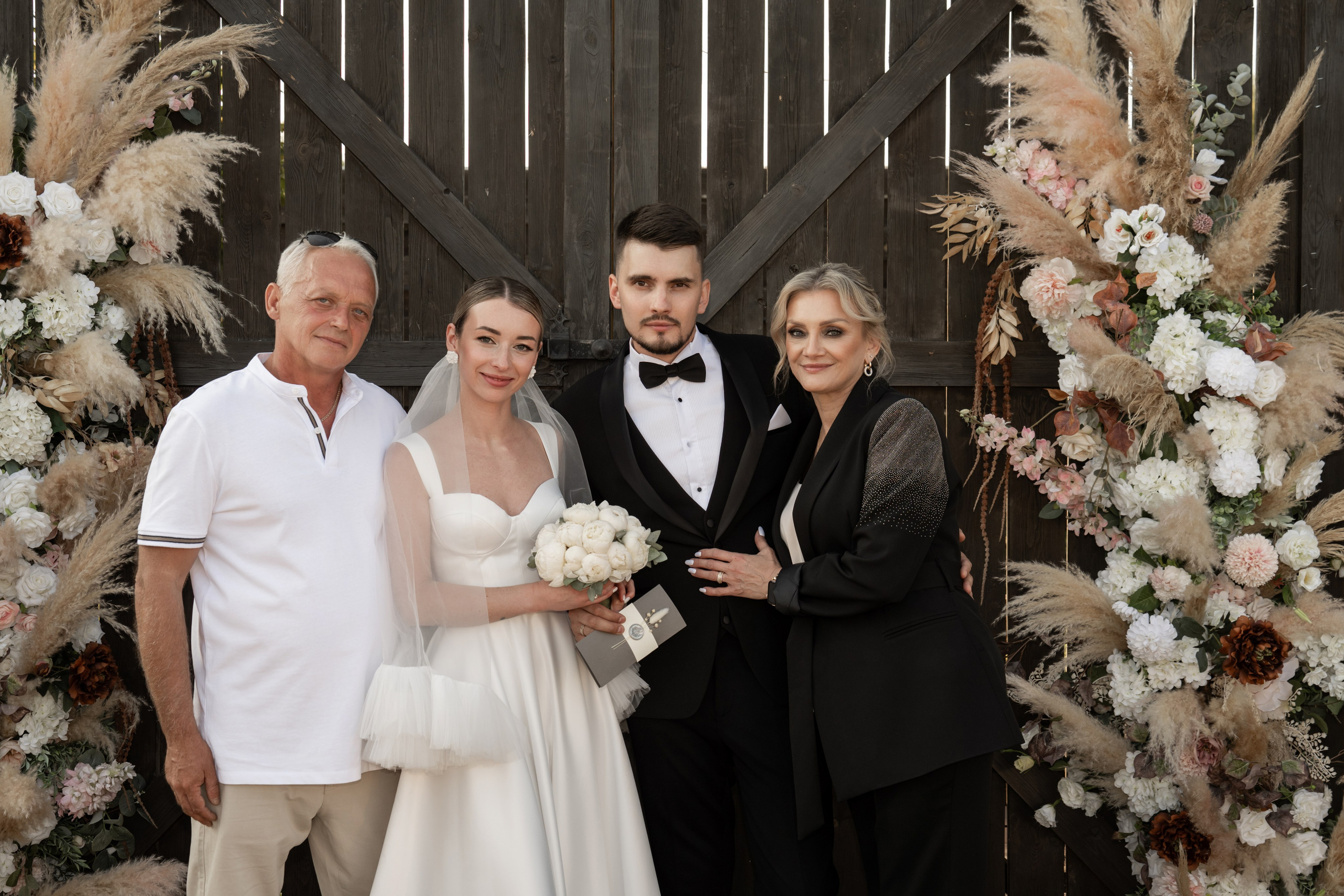 2024. Богдан и Ирина. Свадебный и семейный фотограф в Москве и Европе Евгения Амелина