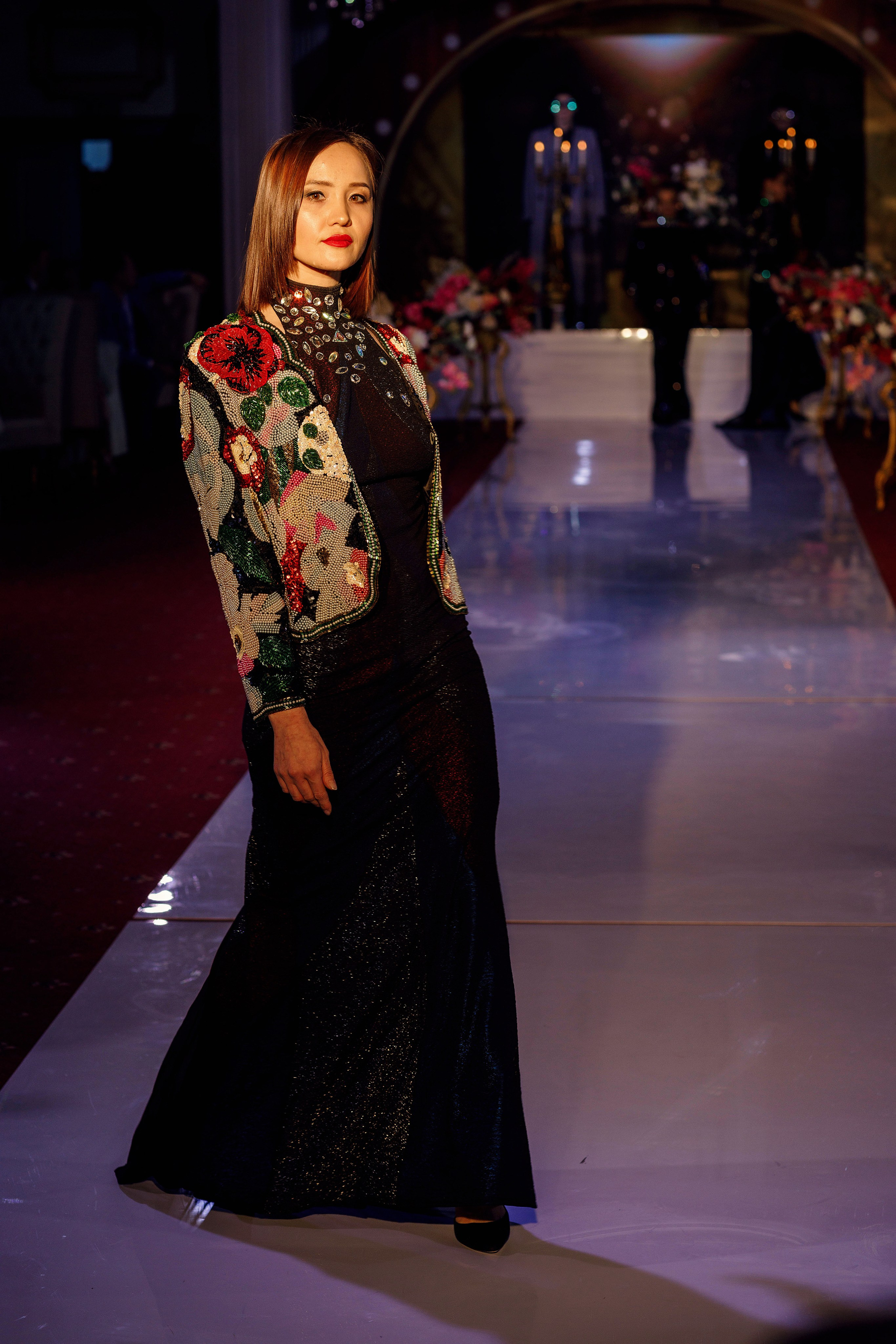 Показ коллекции Игоря Дадиани — 2023.04.01. Портретный и репортажный фотограф в Чебоксарах Андриян Чаркин