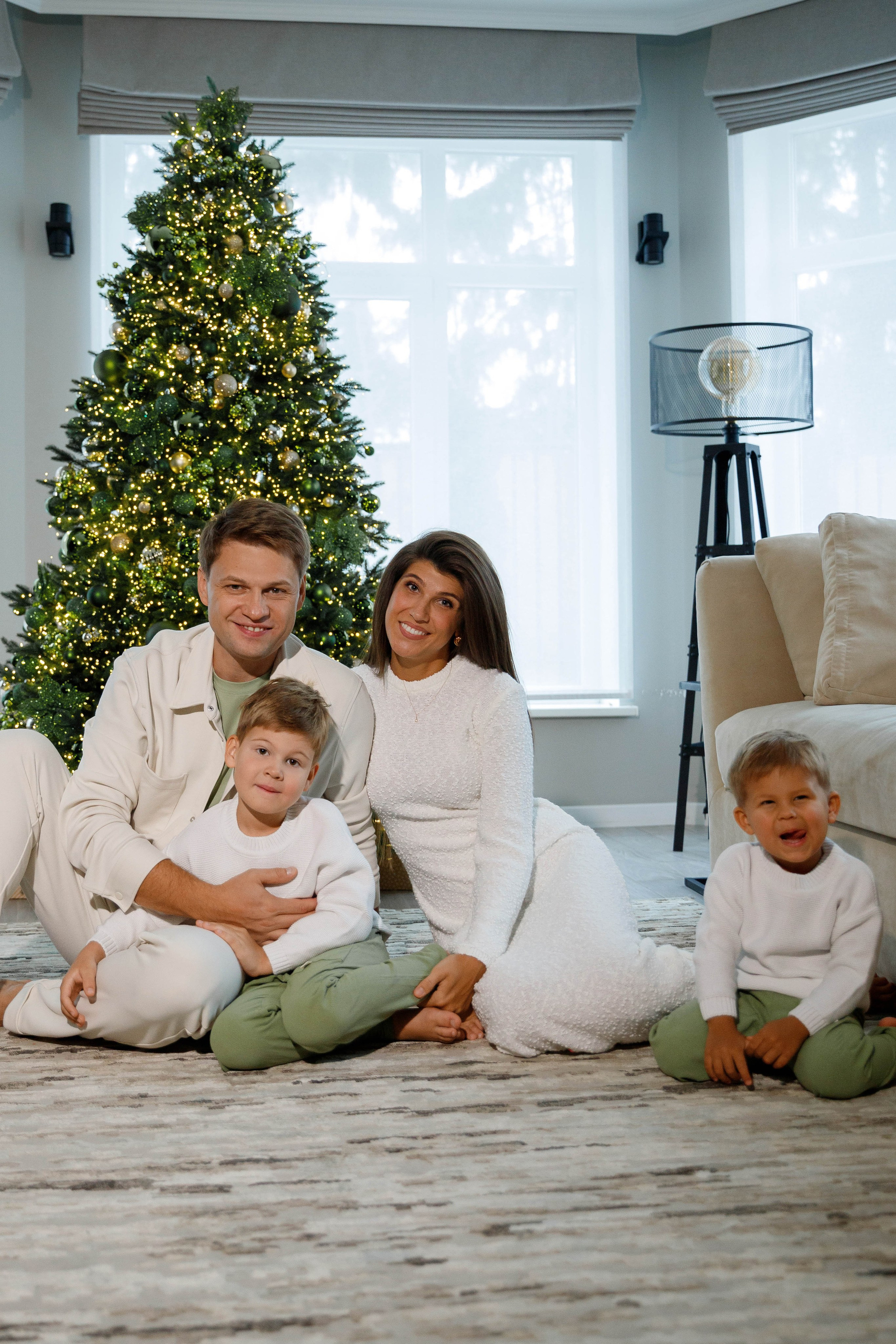 Семейная фотосессия дома. Фотограф Александра Сыщенко