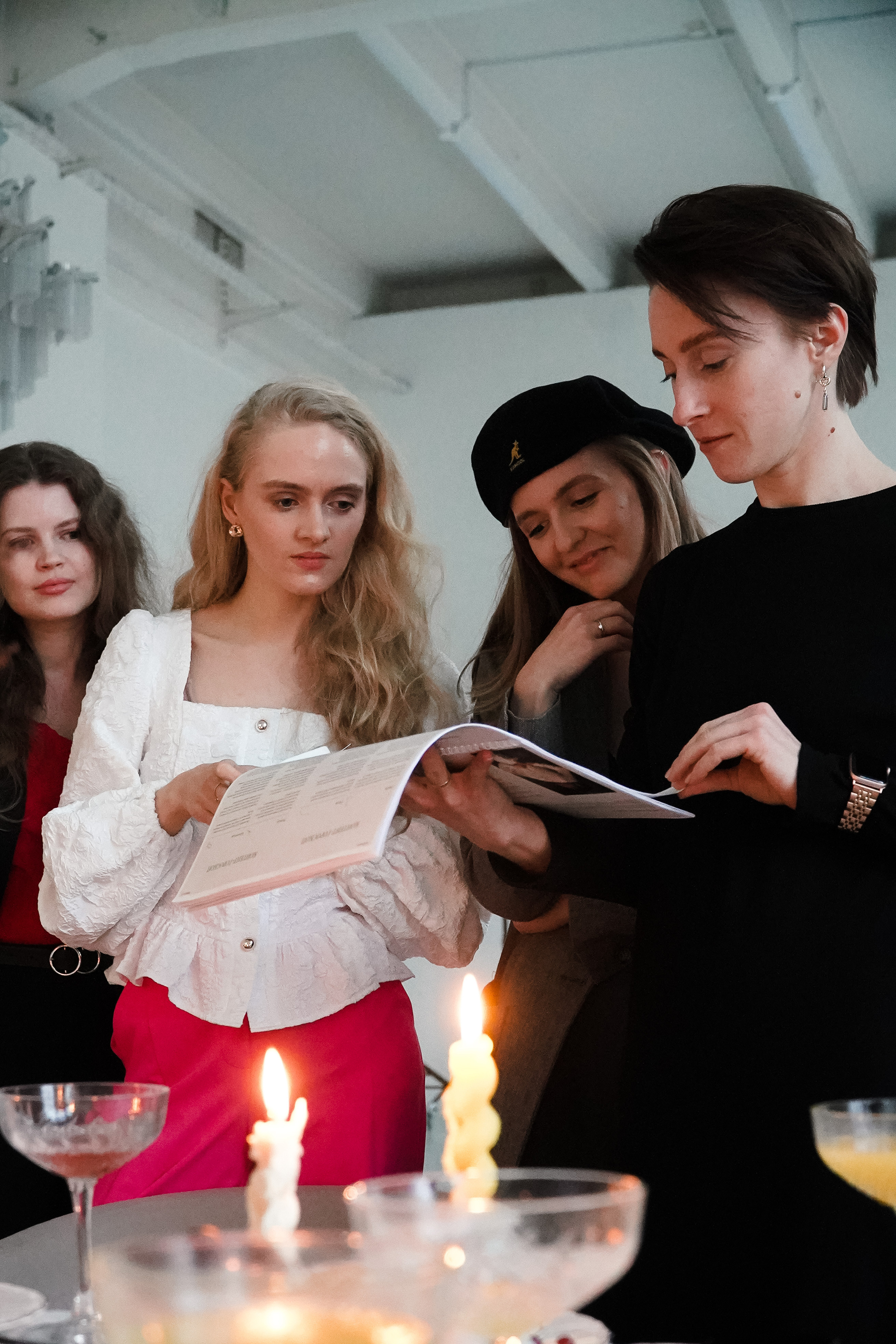 Презентация журнала «AUT(H)OUR». Фотограф и видеомейкер Alexandrine из Петербурга