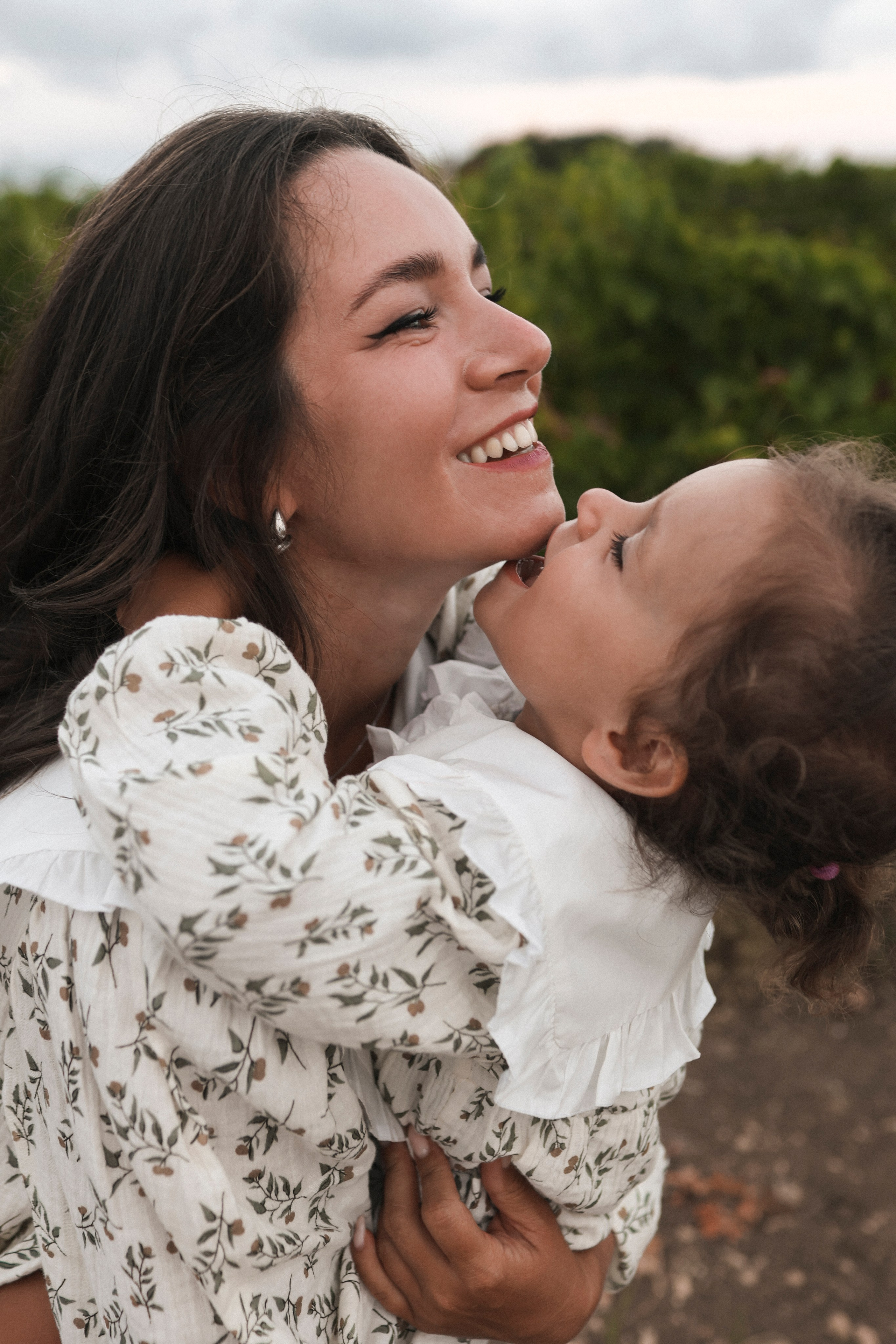 Пойдем, словлю тебе кузнечика. Свадебный и портретный фотограф. Видеограф на Свадьбу. Севастополь, Ялта, Симферополь, Крым