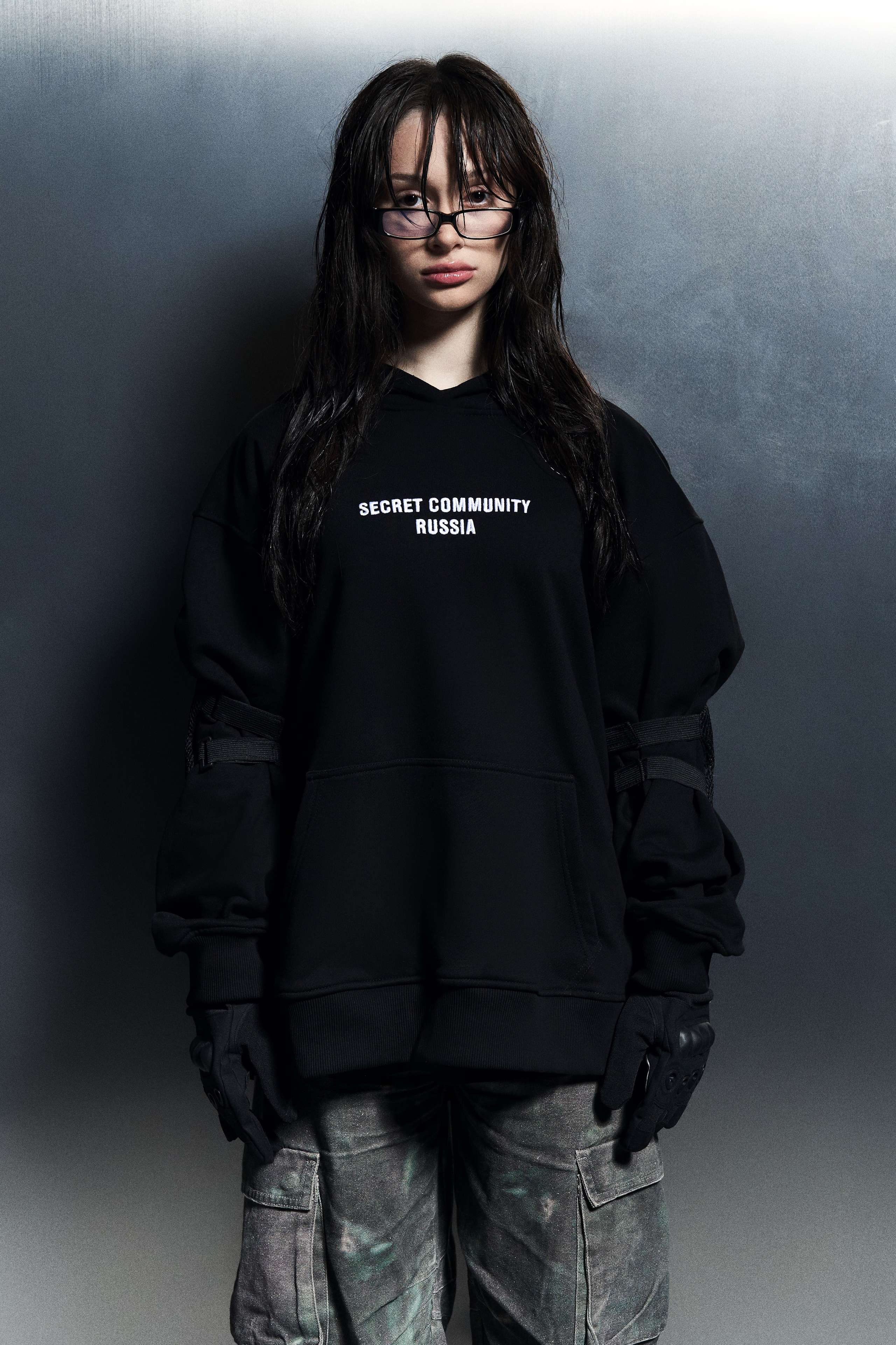 SCRMERCH — CLOSED DROP. DINIS MUSTAFIN | PHOTOGRAPHY