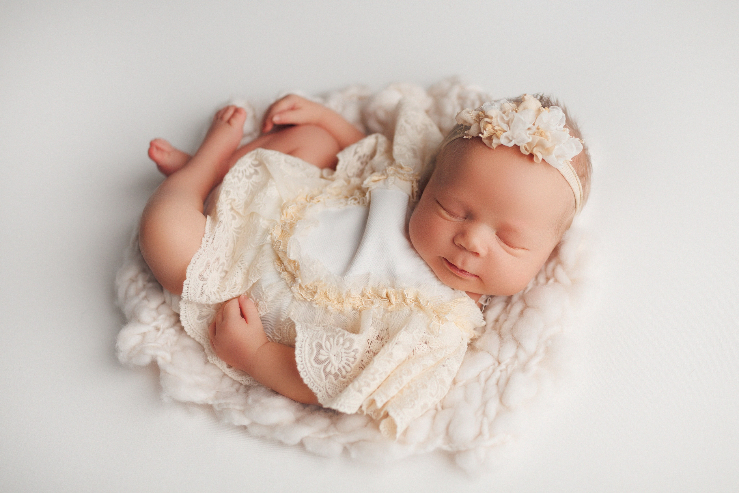 МИРА, 10дней. Фотограф newborn новорожденных и беременных, семейный в Костроме Котлова Наталья