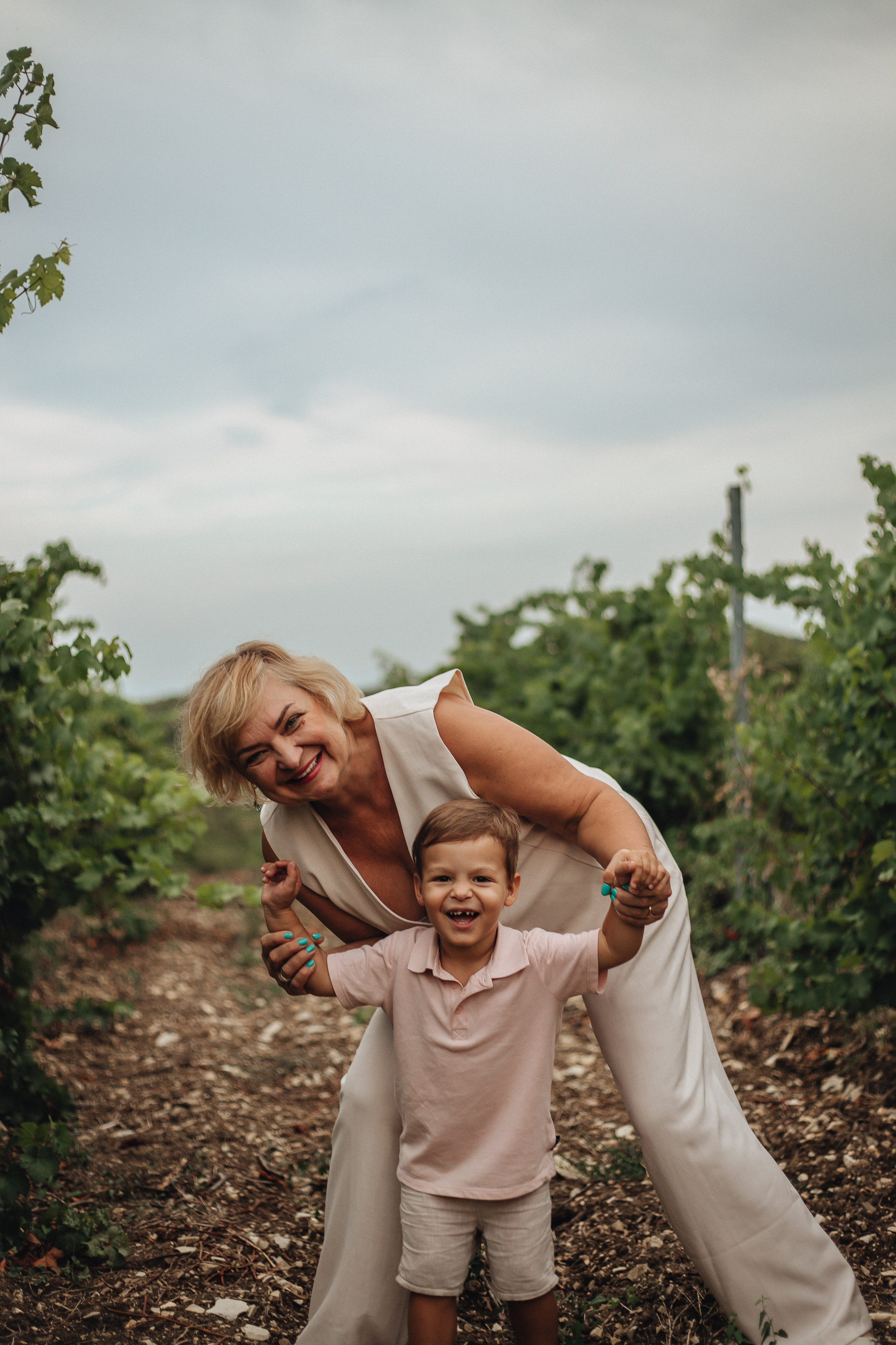 Прогулка у домика виноградаря — о семье, о любви, о счастье ;). Семейный фотограф Новороссийск, Анапа, Геленджик — Юлия Давыдова