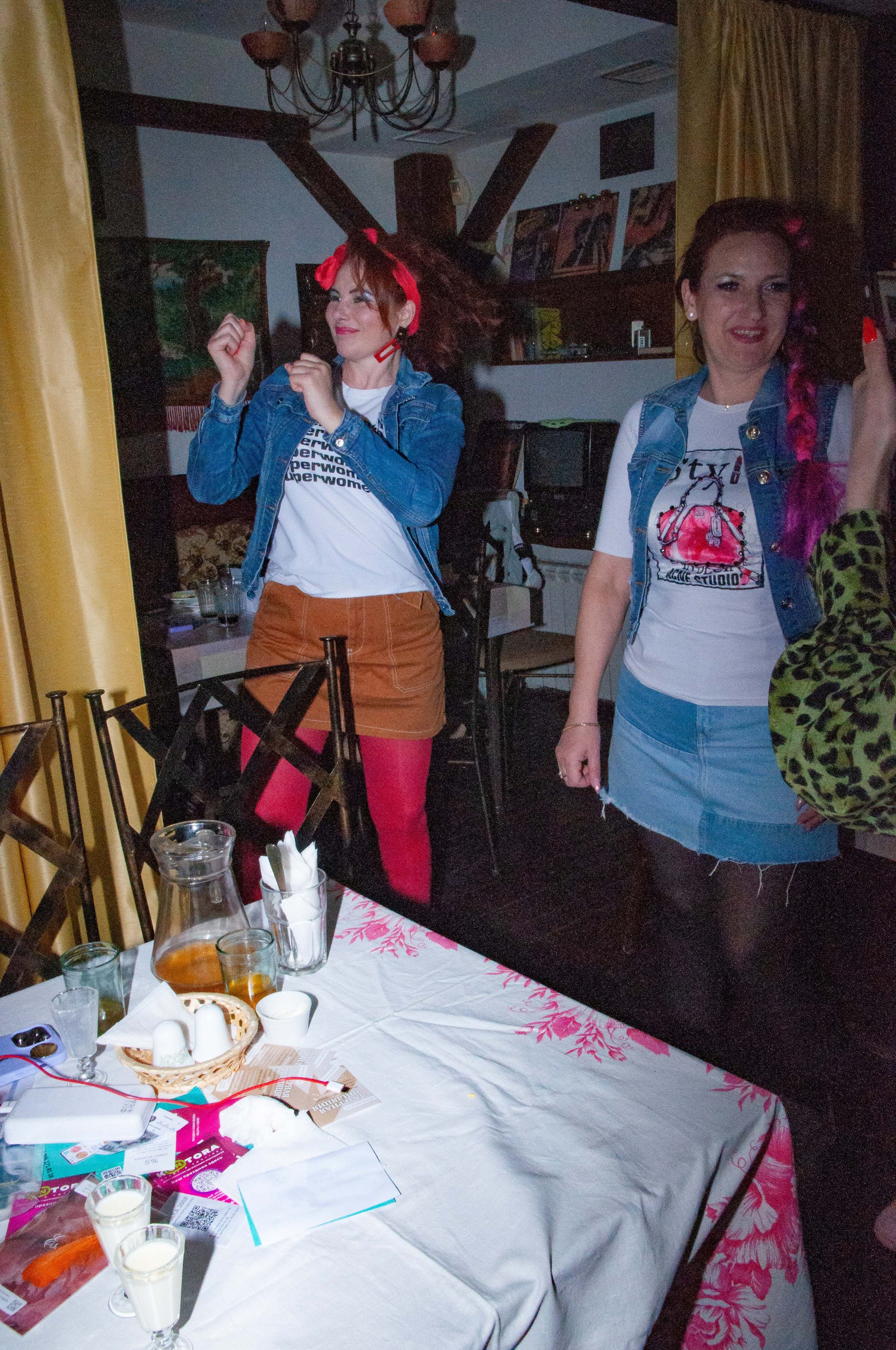 Вечеринка 90-тые. Фотограф Катя Щербина