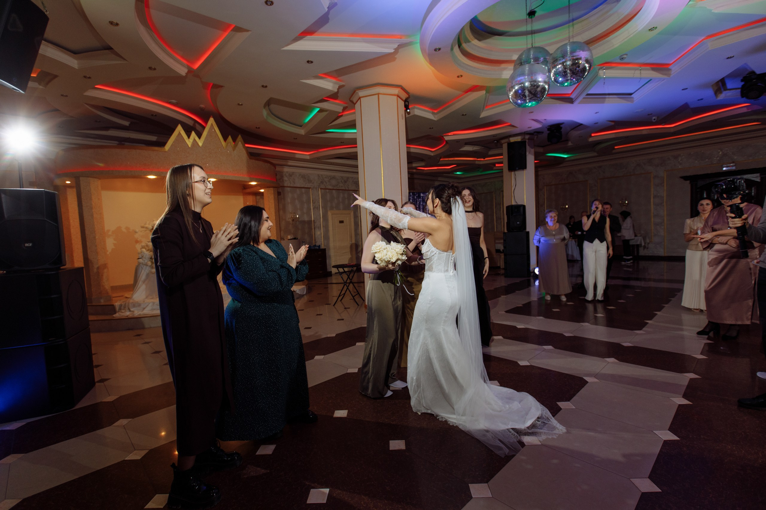 Water. Свадебный фотограф в Ярославле Анастасия Архипова