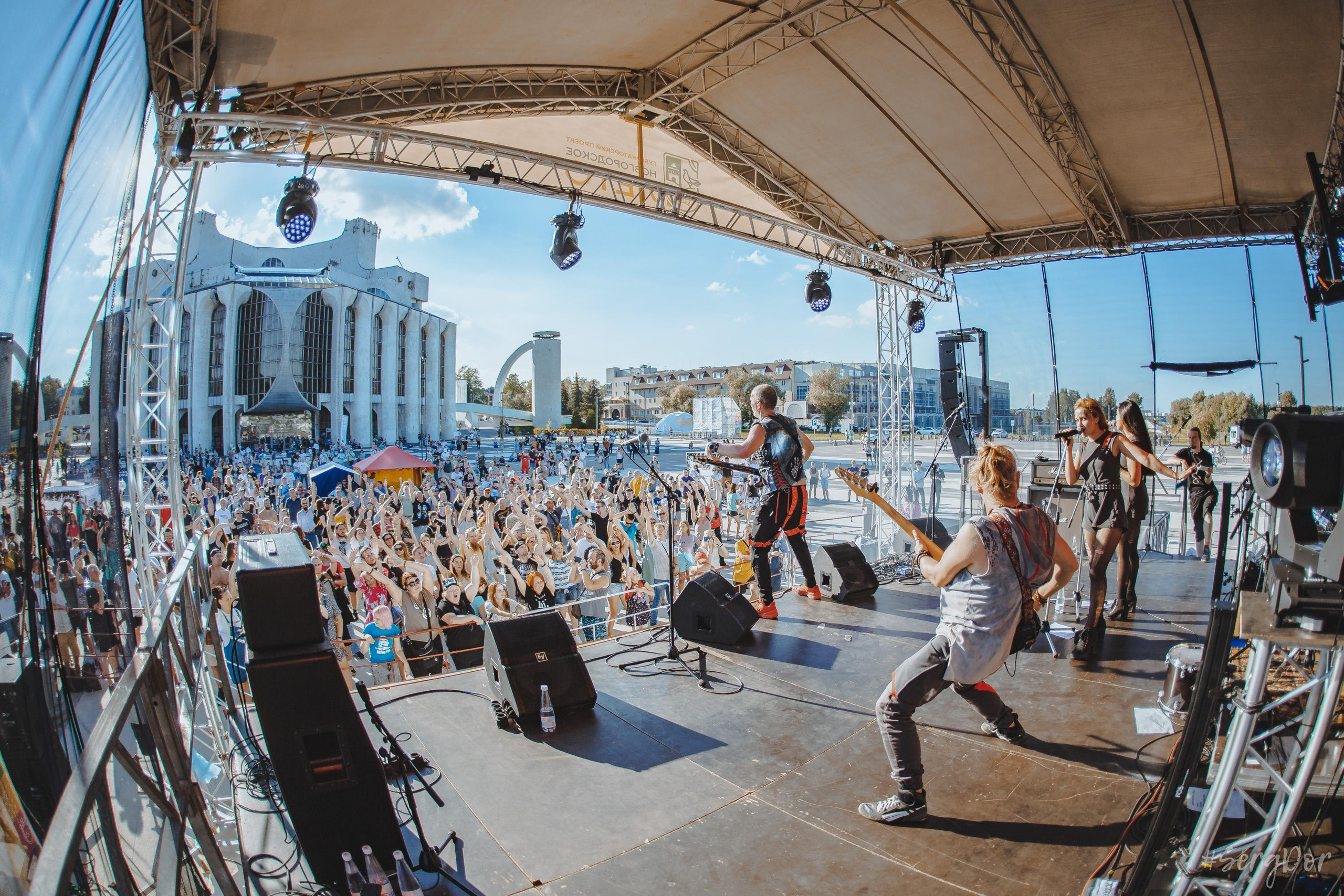 Скворцы Степанова, Звукоморье, Великий Новгород, 14.08.2022, SergDor, 14 августа 2022 года, #SergDor