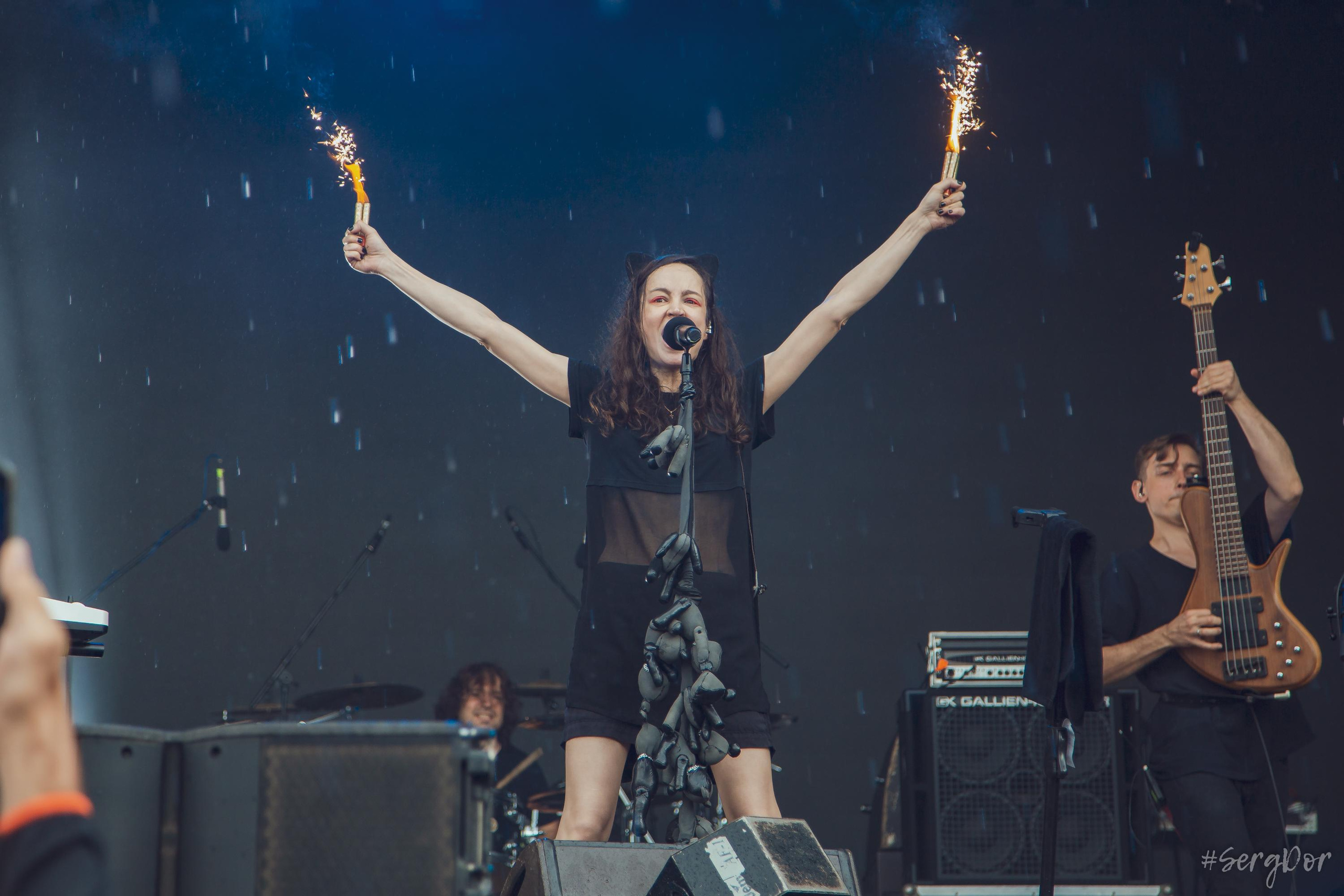 Дайте два, KKinchevFest, Д2, Люся Махова, Тёща, ККинчевФест, Кинчев Фест, Севкабель, Санкт-Петербург, Питер, фестиваль, 23.07.2022, SergDor, 23 июля 2022 года, #SergDor