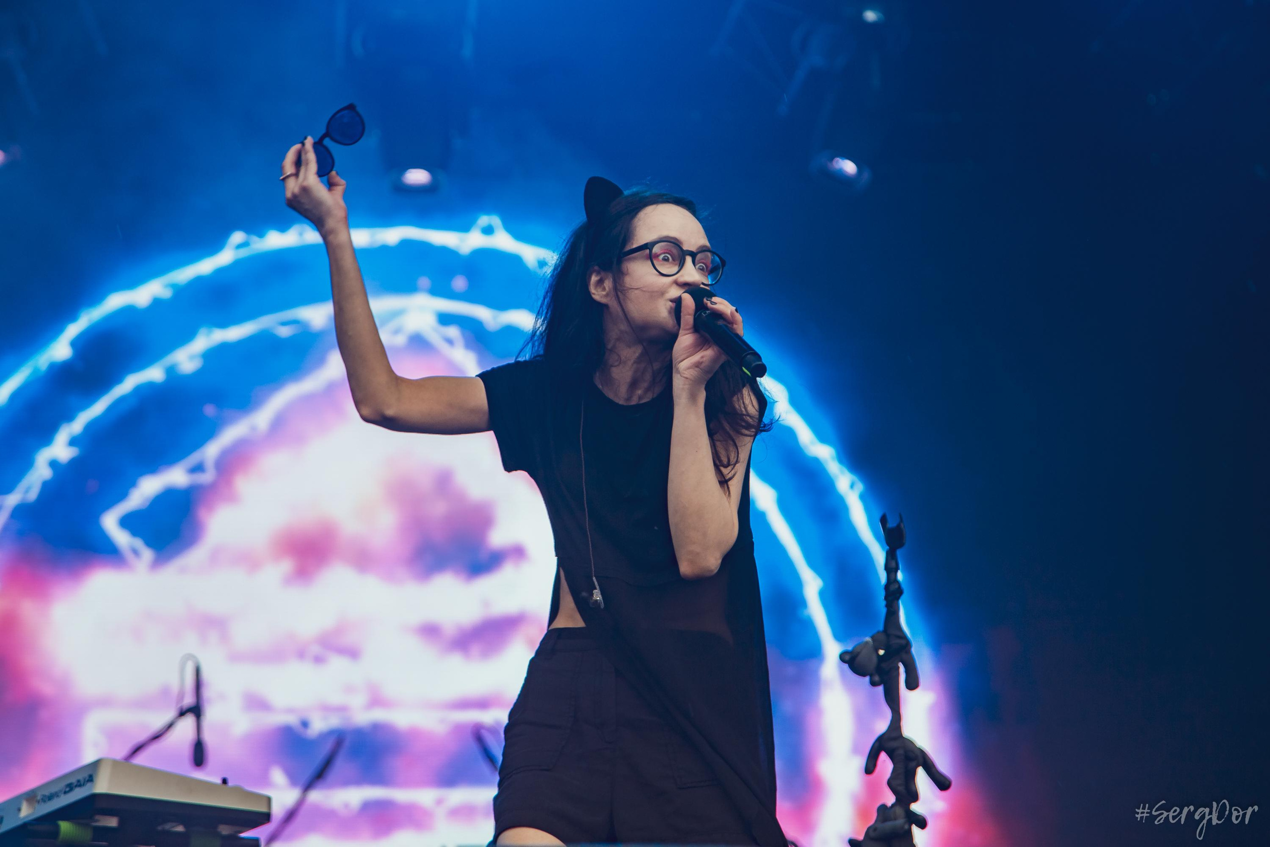 Дайте два, KKinchevFest, Д2, Люся Махова, Тёща, ККинчевФест, Кинчев Фест, Севкабель, Санкт-Петербург, Питер, фестиваль, 23.07.2022, SergDor, 23 июля 2022 года, #SergDor