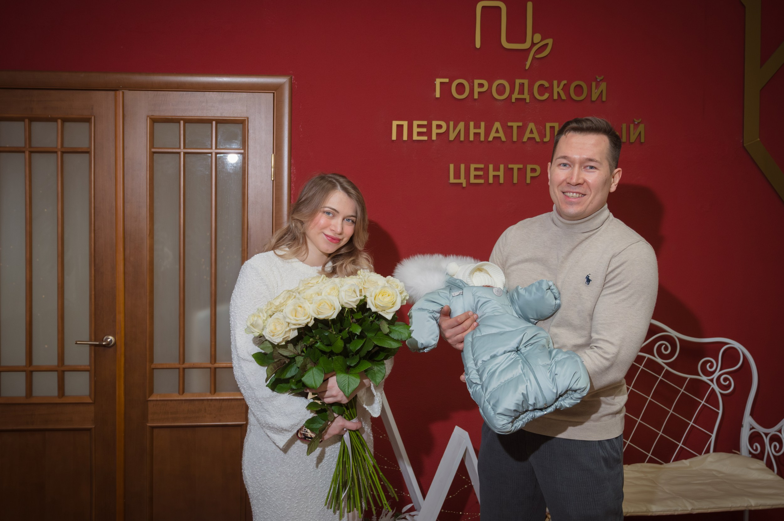 Выписка из роддома. Ваш свадебный и репортажный фотограф в Санкт-Петербурге Вячеслав Ивахненко