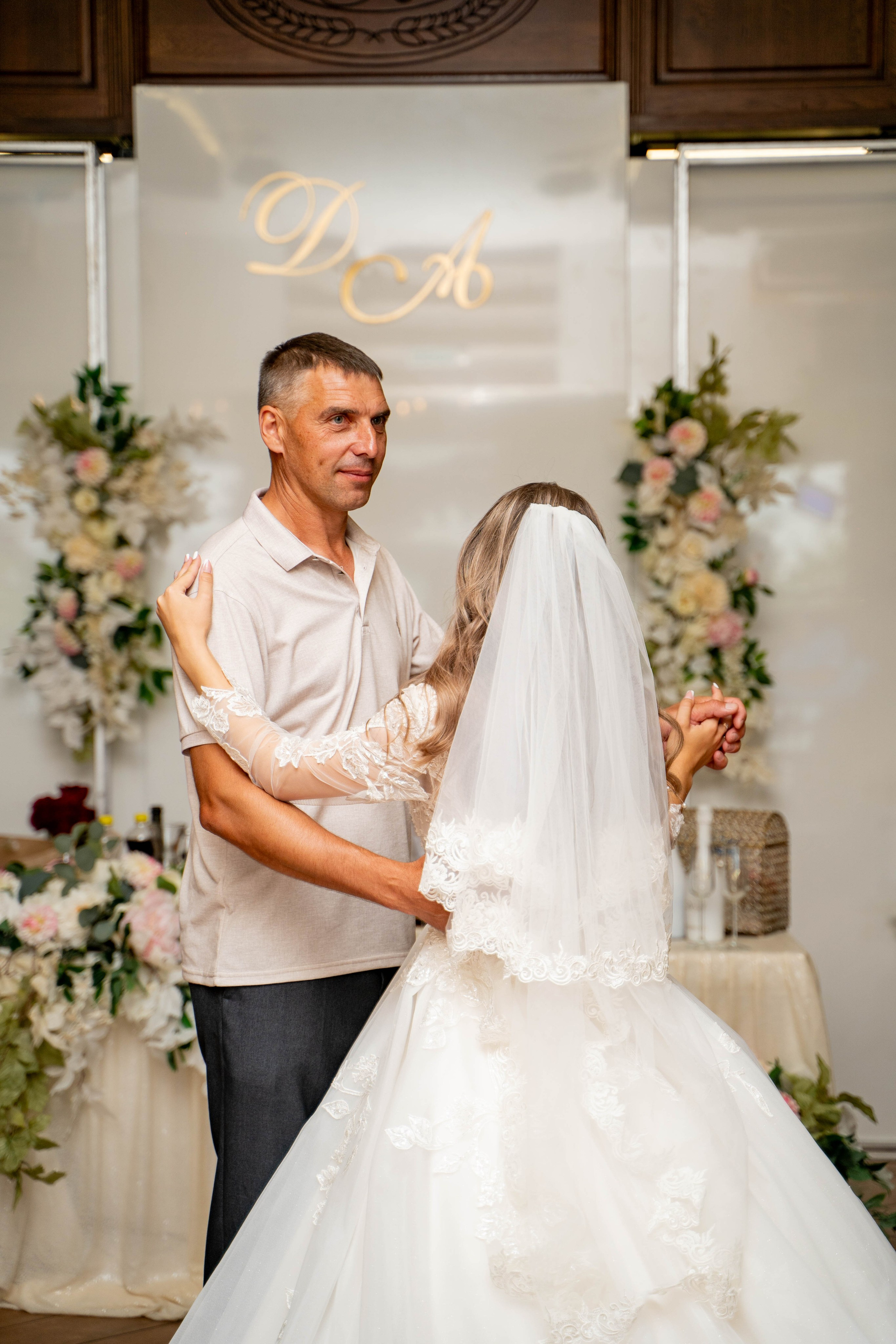 Данил и Анастасия. Видеосьемка, фотосьемка свадеб, юбилеев, утренников в Краснодарском кр