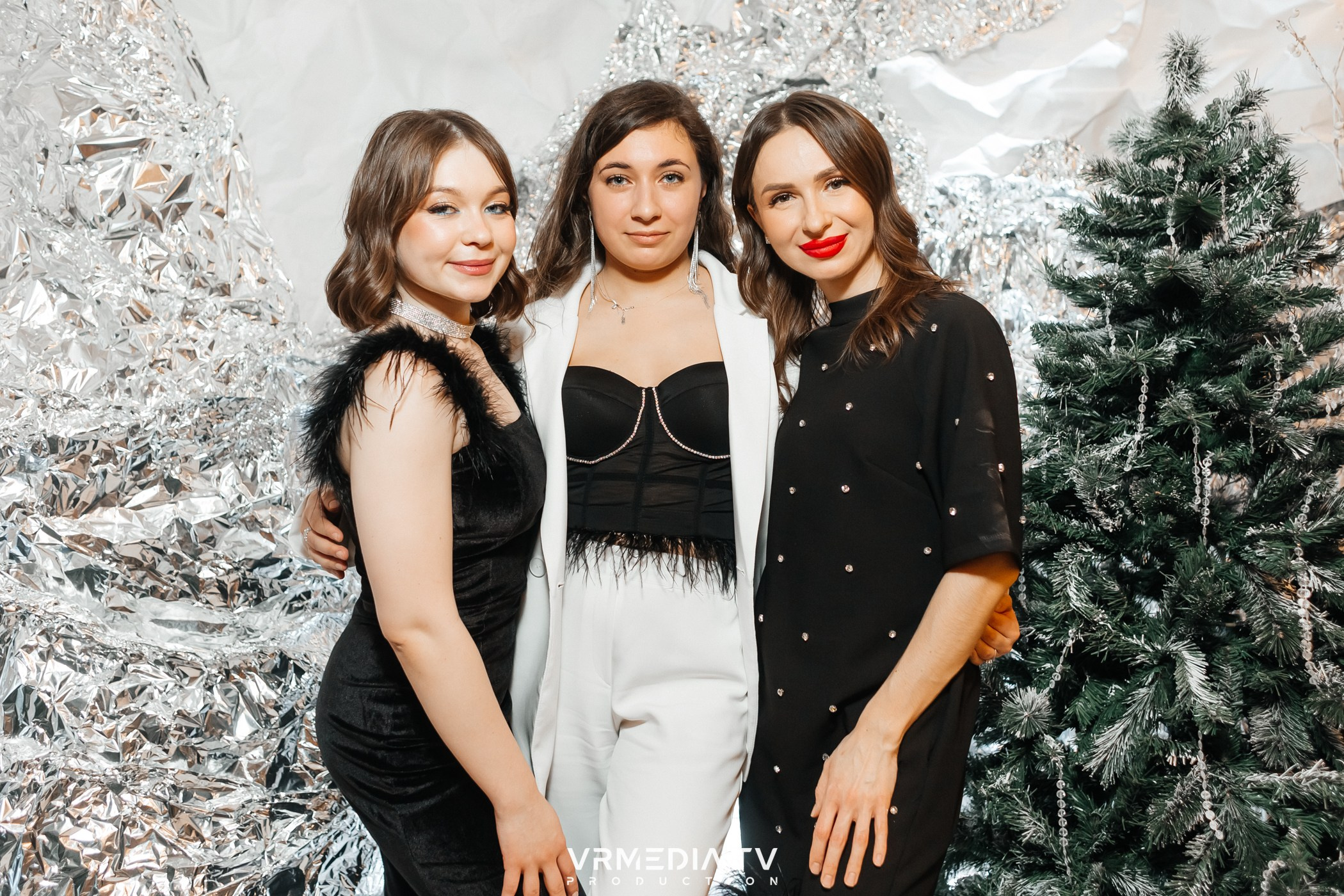 Новогодний вечер в ресторане «Лазурный Берег»