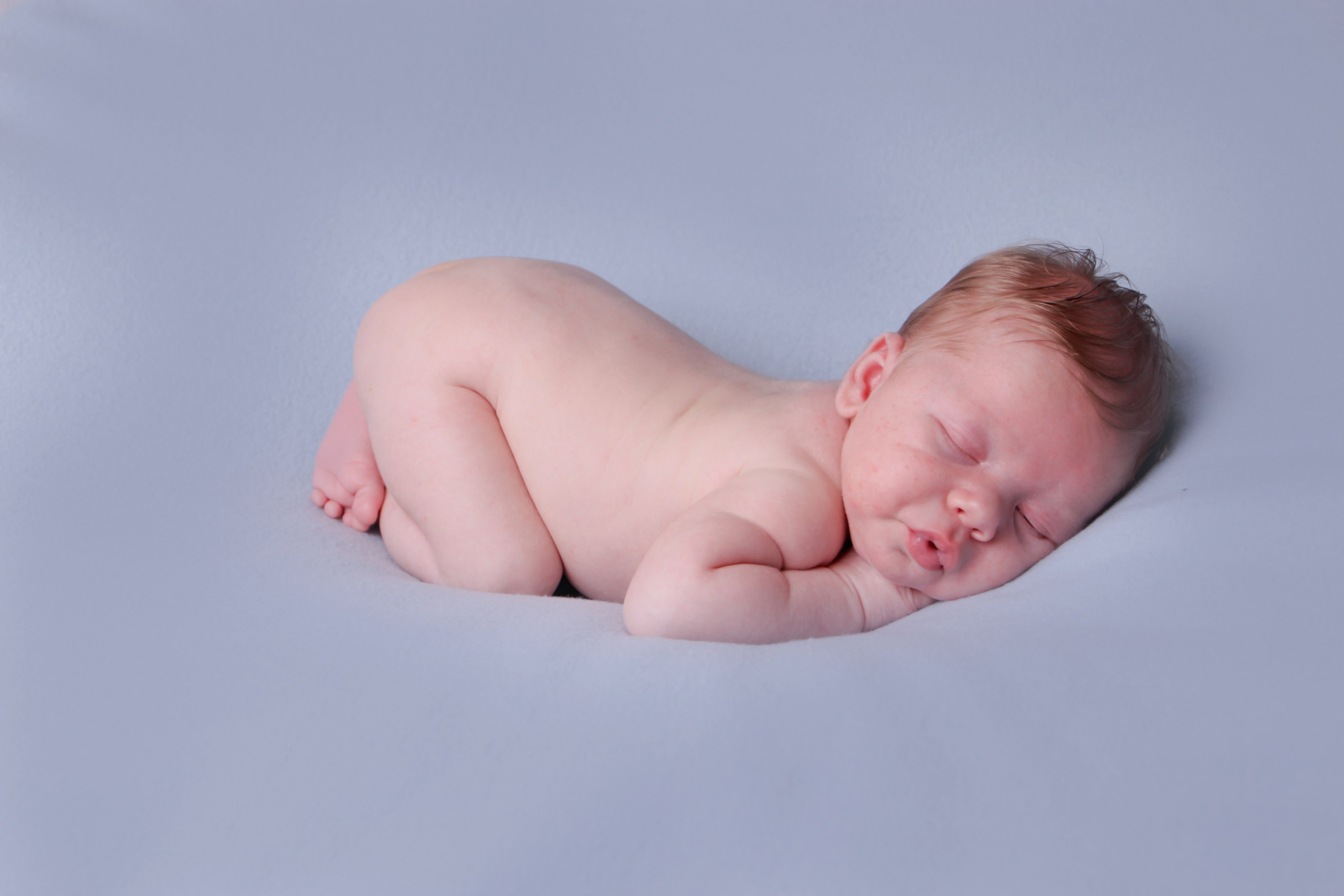 Ньюборн съёмка в студии. Семейный и Детский фотограф в Краснодаре Дарья Насаченко