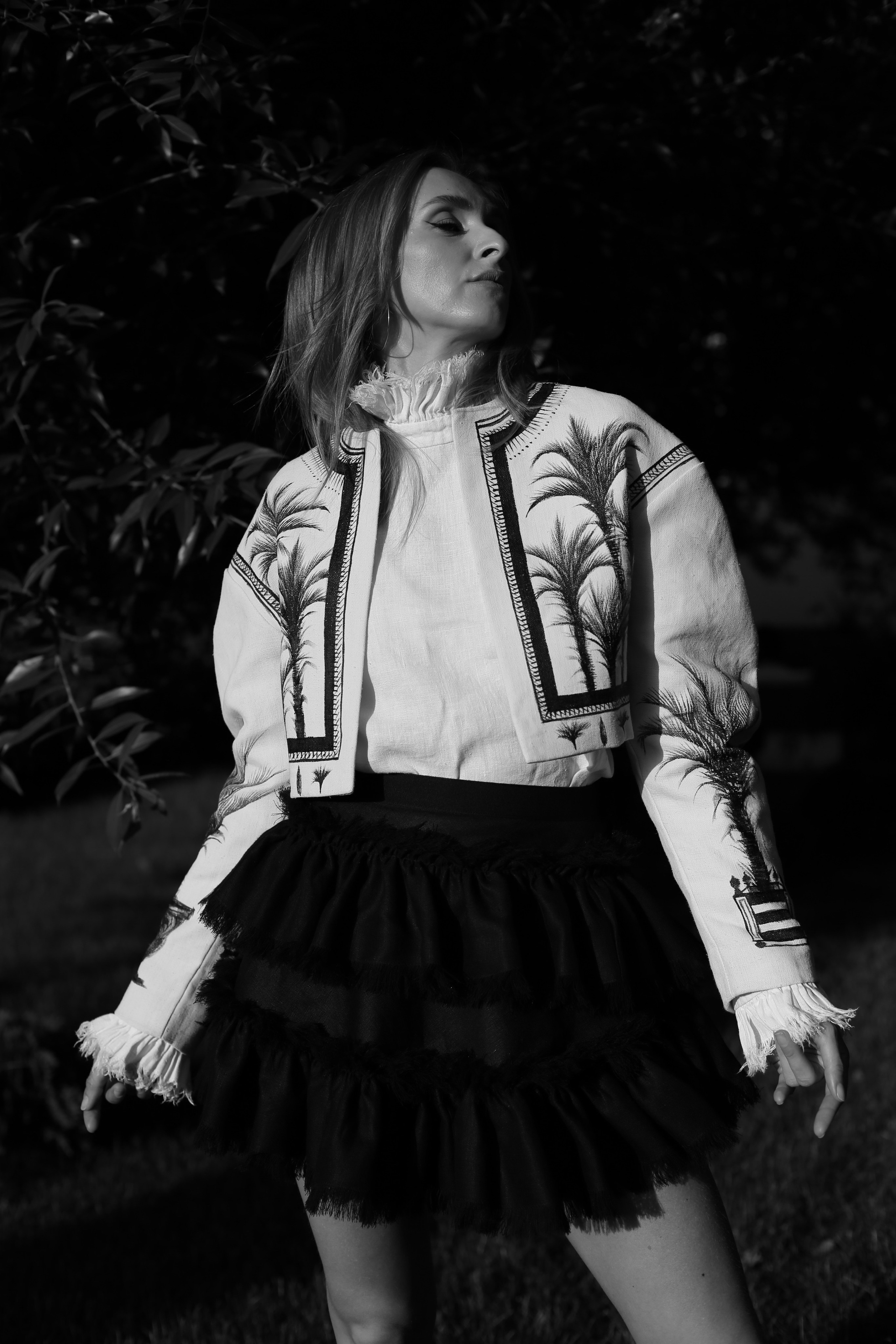 LOOKBOOK. Фешн дизайнер, фотограф, художник Яна Лазарева в Москве