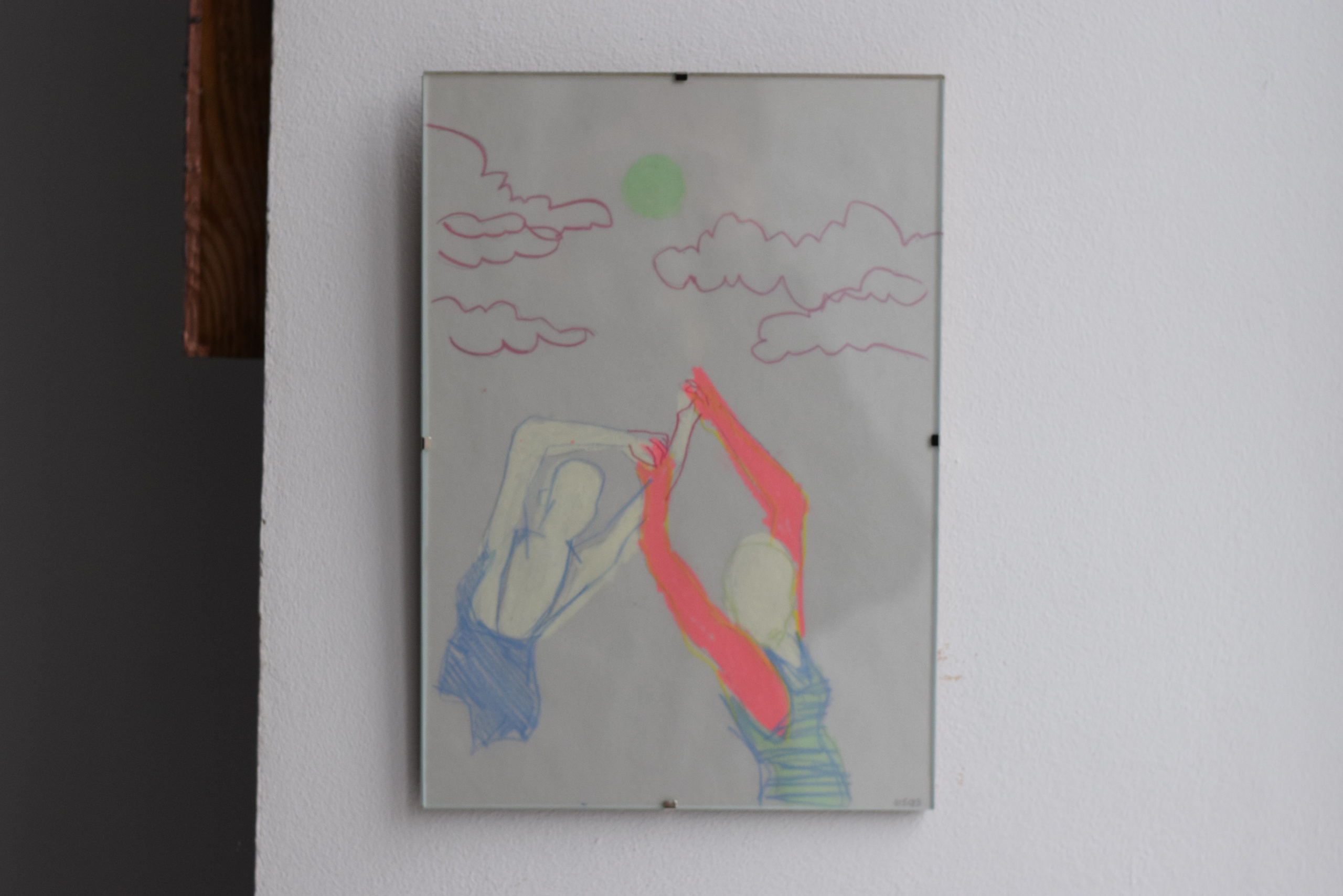 КАСАНИЕ, МЕЖДУ РУКАМИ СВЕТ. Contemporary artist based in Moscow