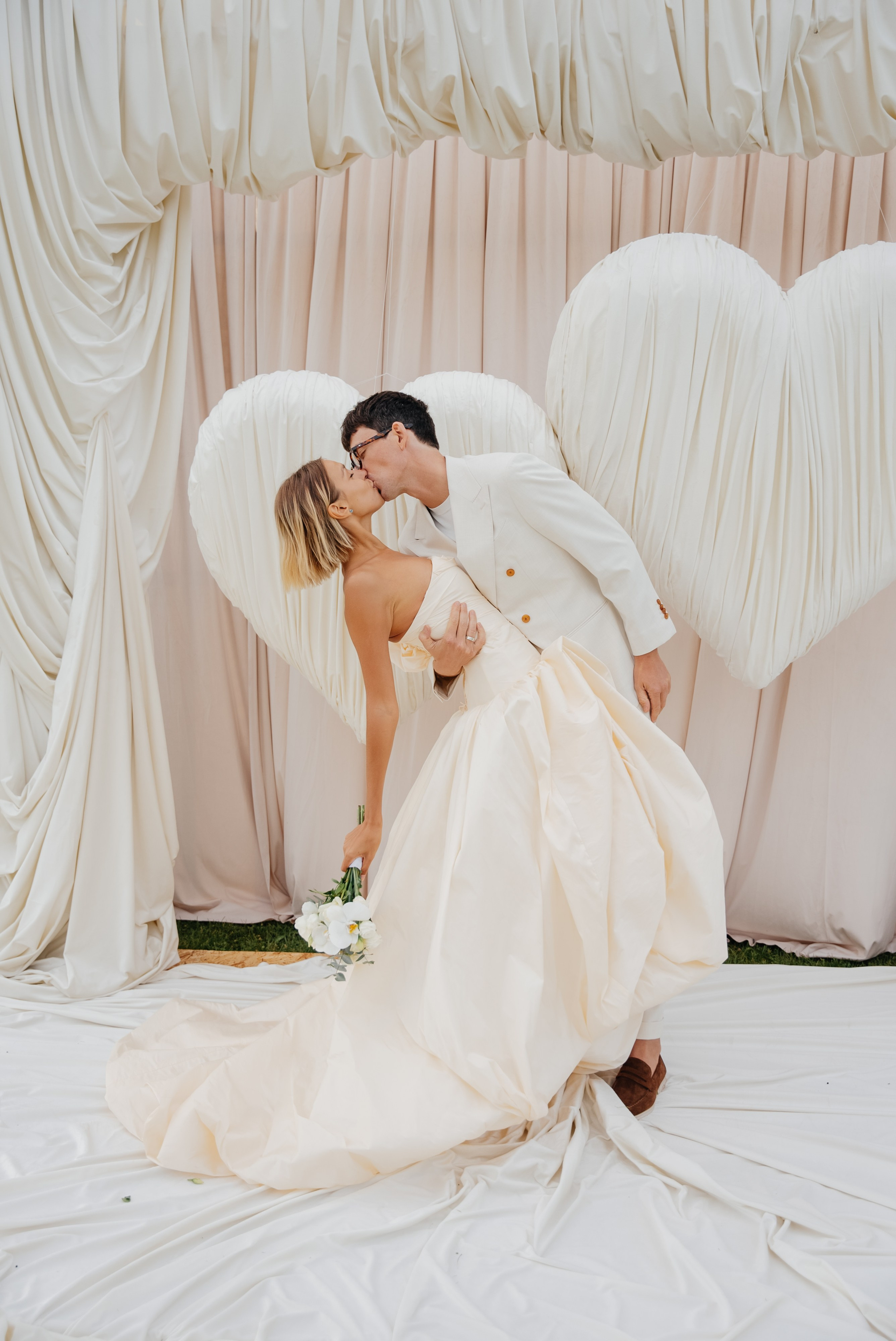 WEDDING. Akkanatart.kz